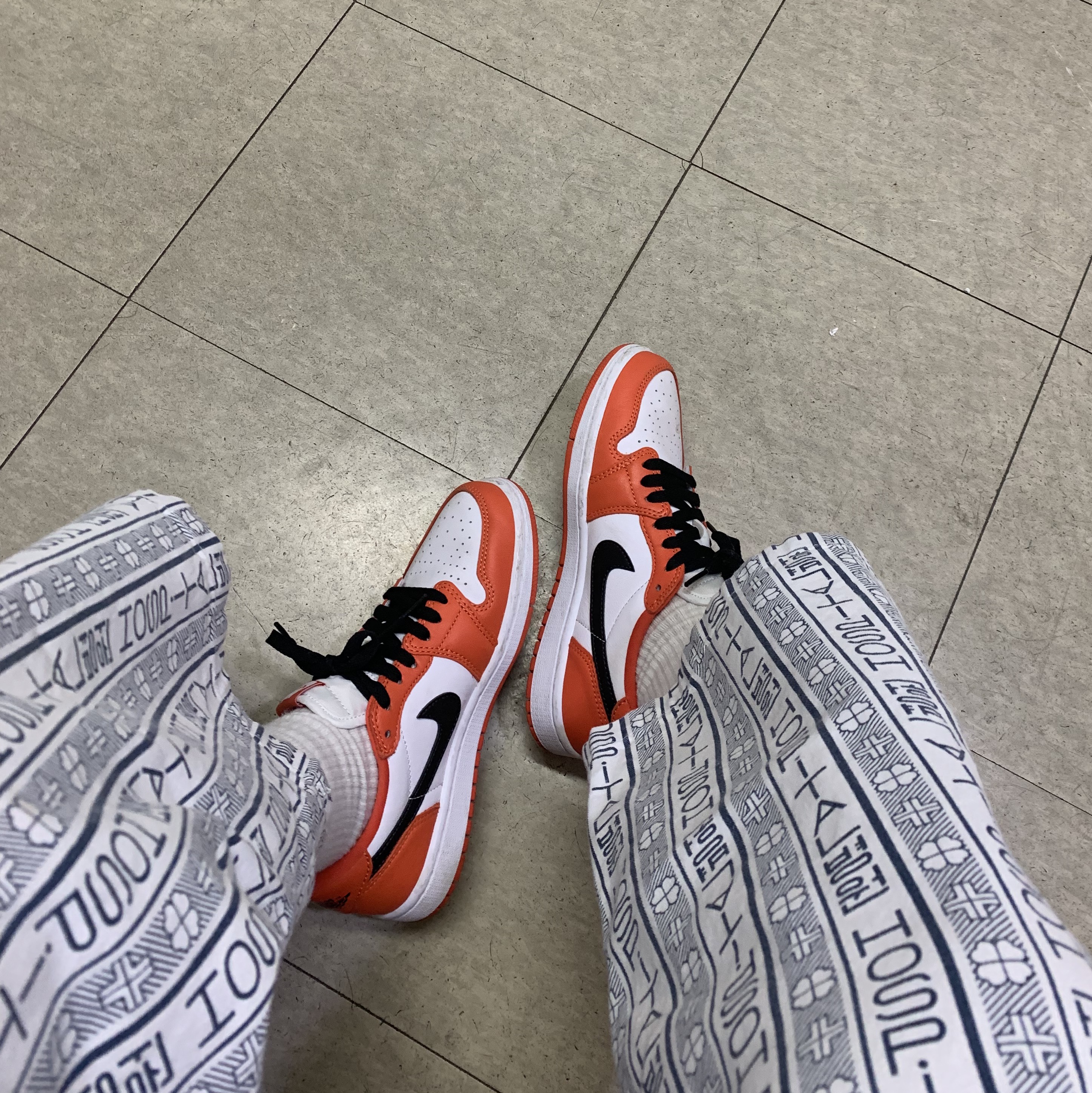 (W) Jordan 1 Low OG Starfish, Jordan 1 Low OG Starfish 착용 스타일
