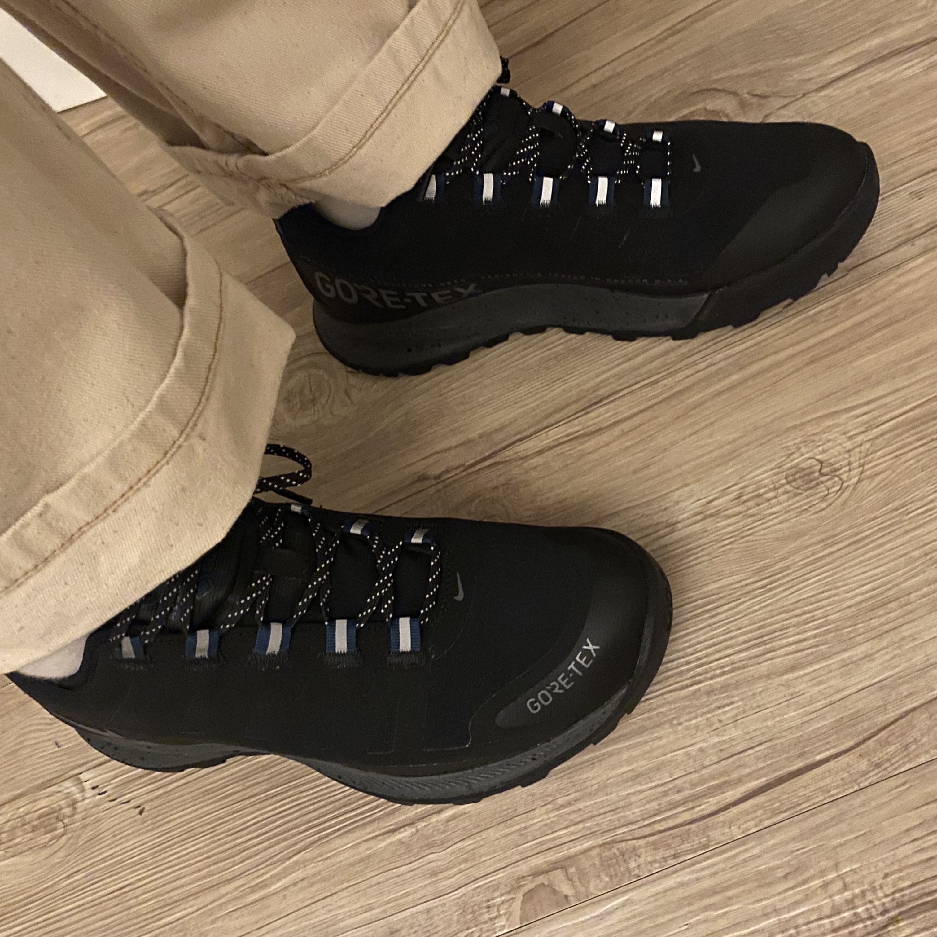 Nike ACG Air Nasu Gore-Tex Black Dark Grey 착용 스타일