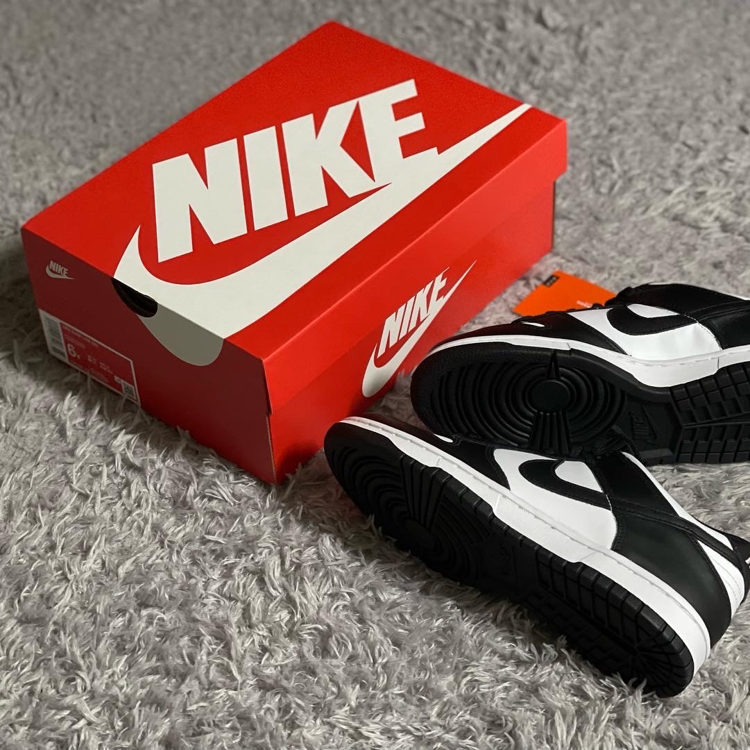 (GS) Nike Dunk Low Black 착용 스타일 - 1