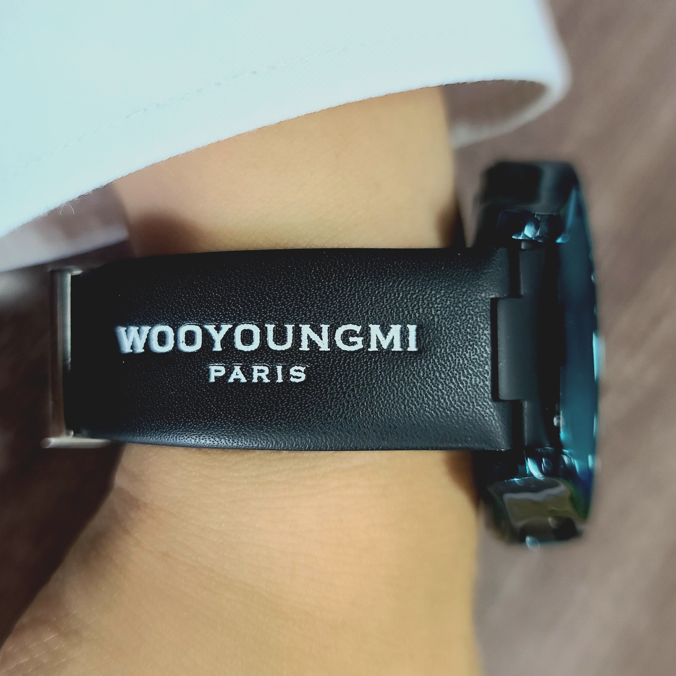 Samsung Galaxy Watch4 44mm Wooyoungmi Edition (Korean Ver.) 착용 스타일 - 2