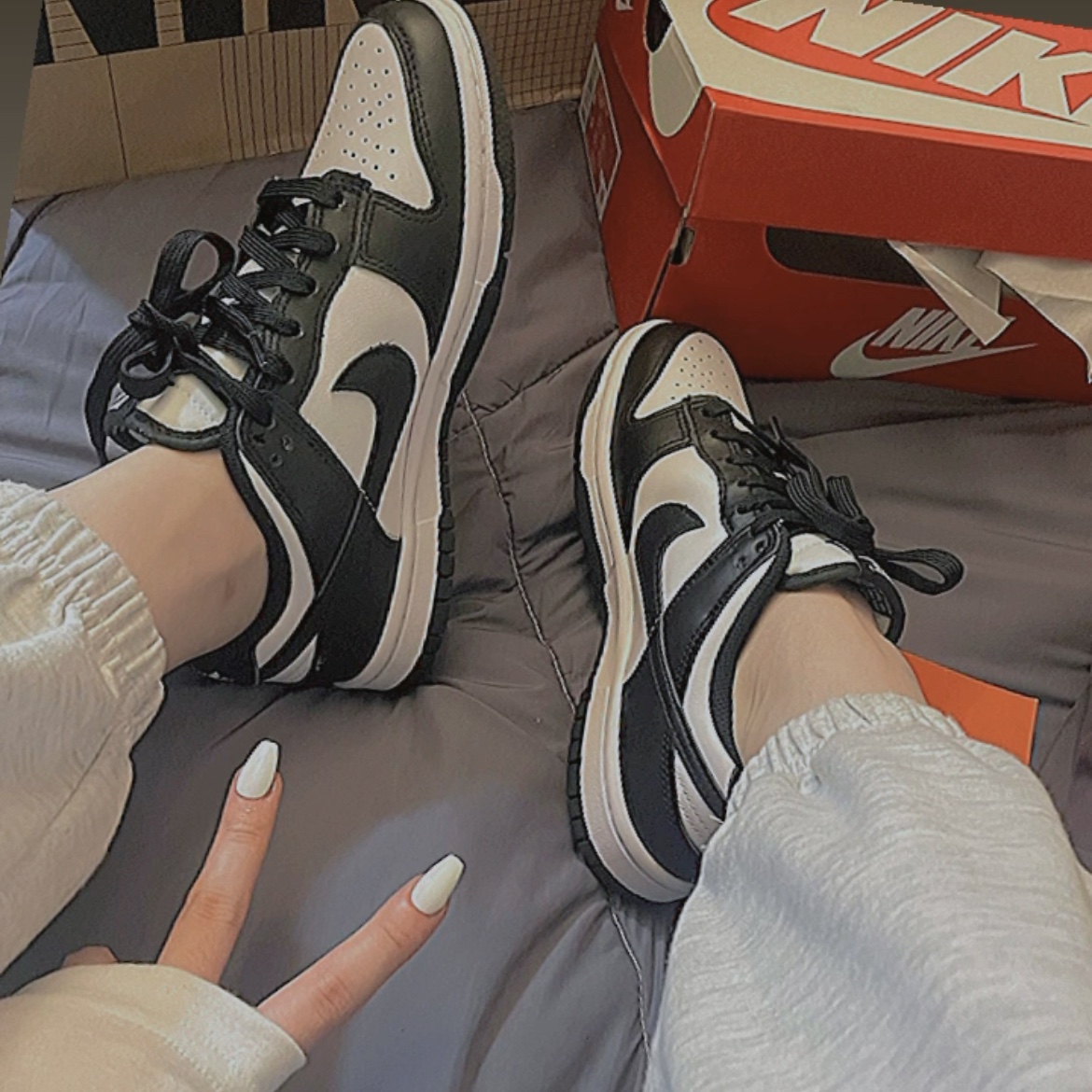 (W) Nike Dunk Low Black 착용 스타일