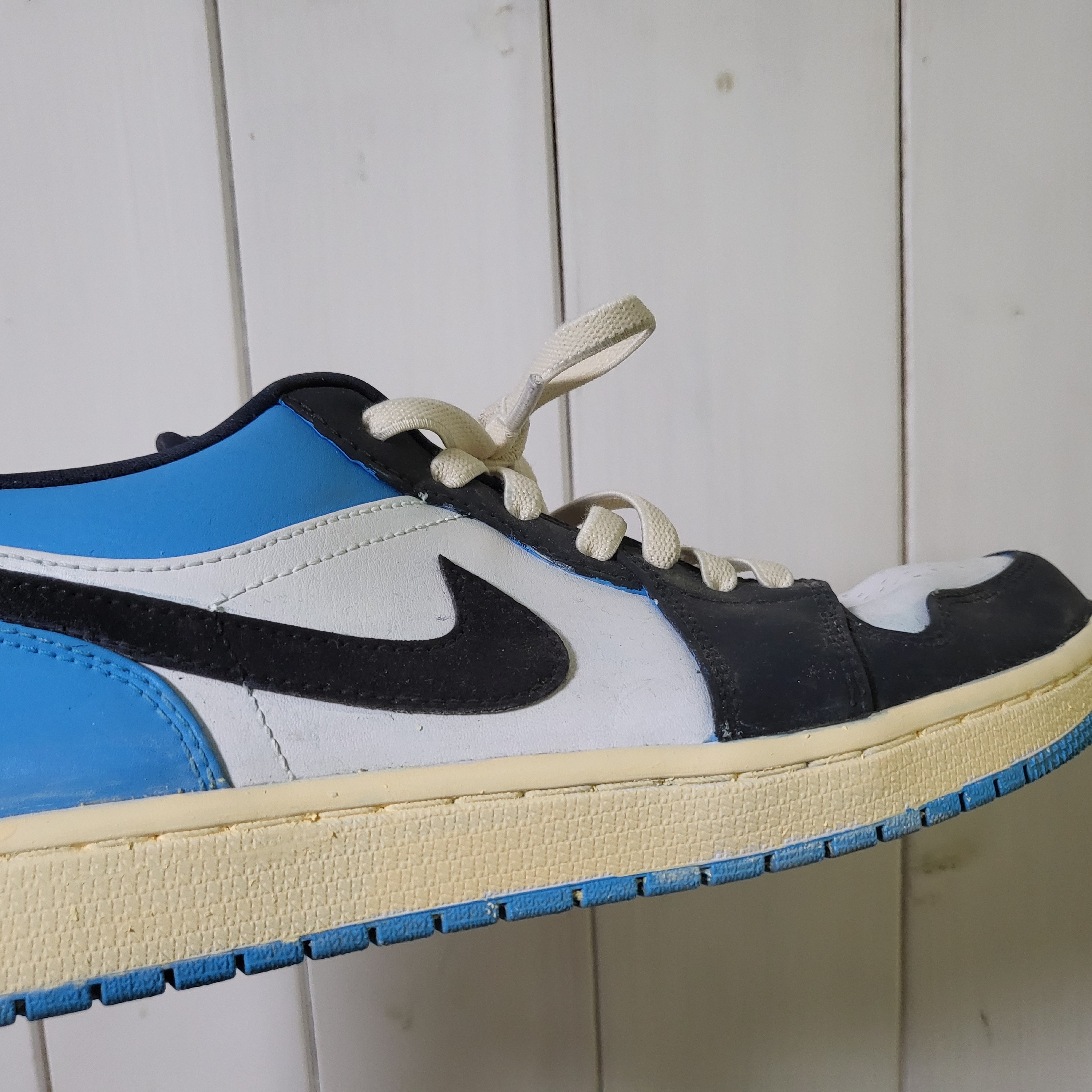 Jordan 1 Low Dark Powder Blue 착용 스타일