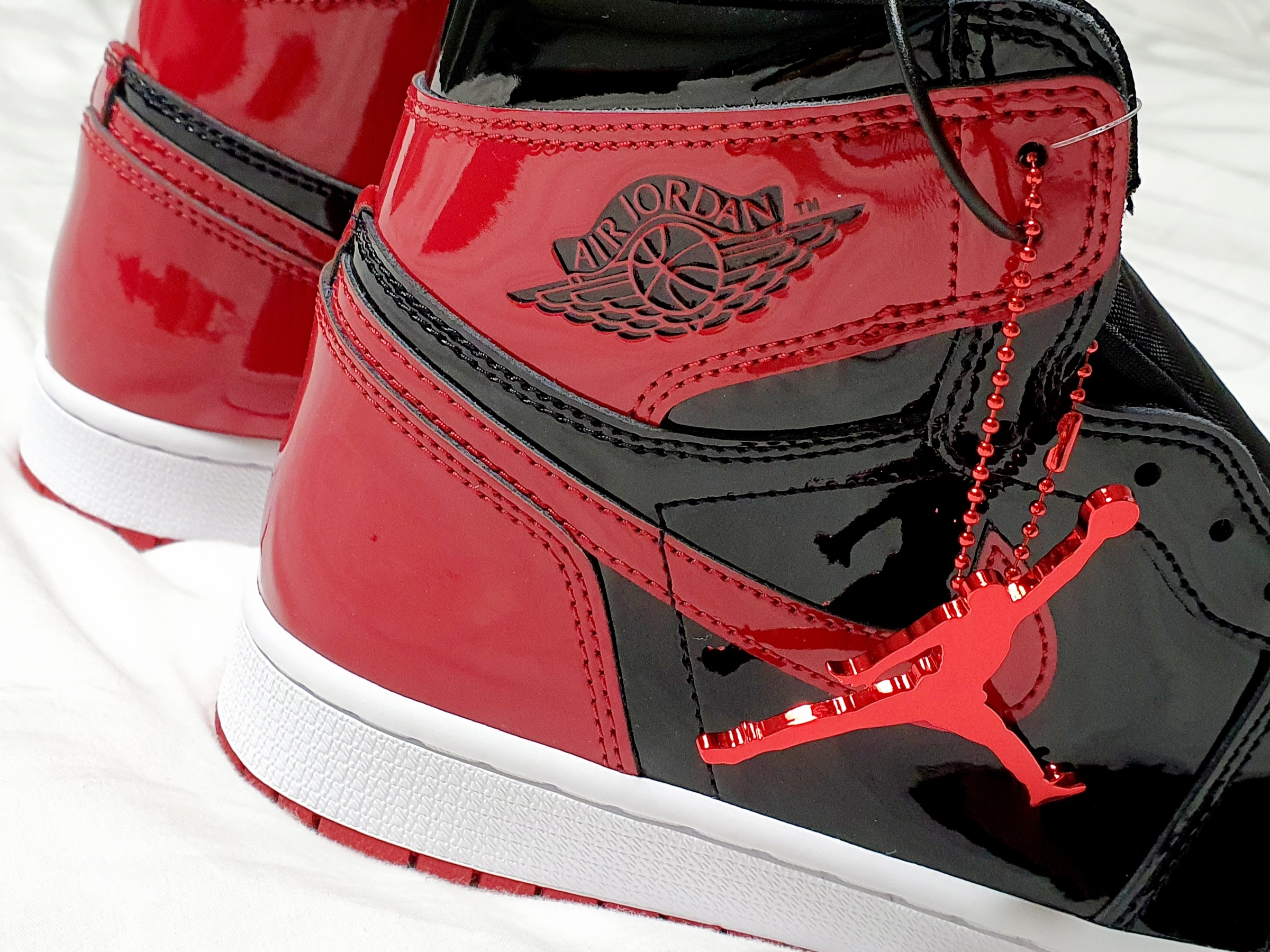 Jordan 1 Retro High OG Patent Bred 착용 스타일 - 2