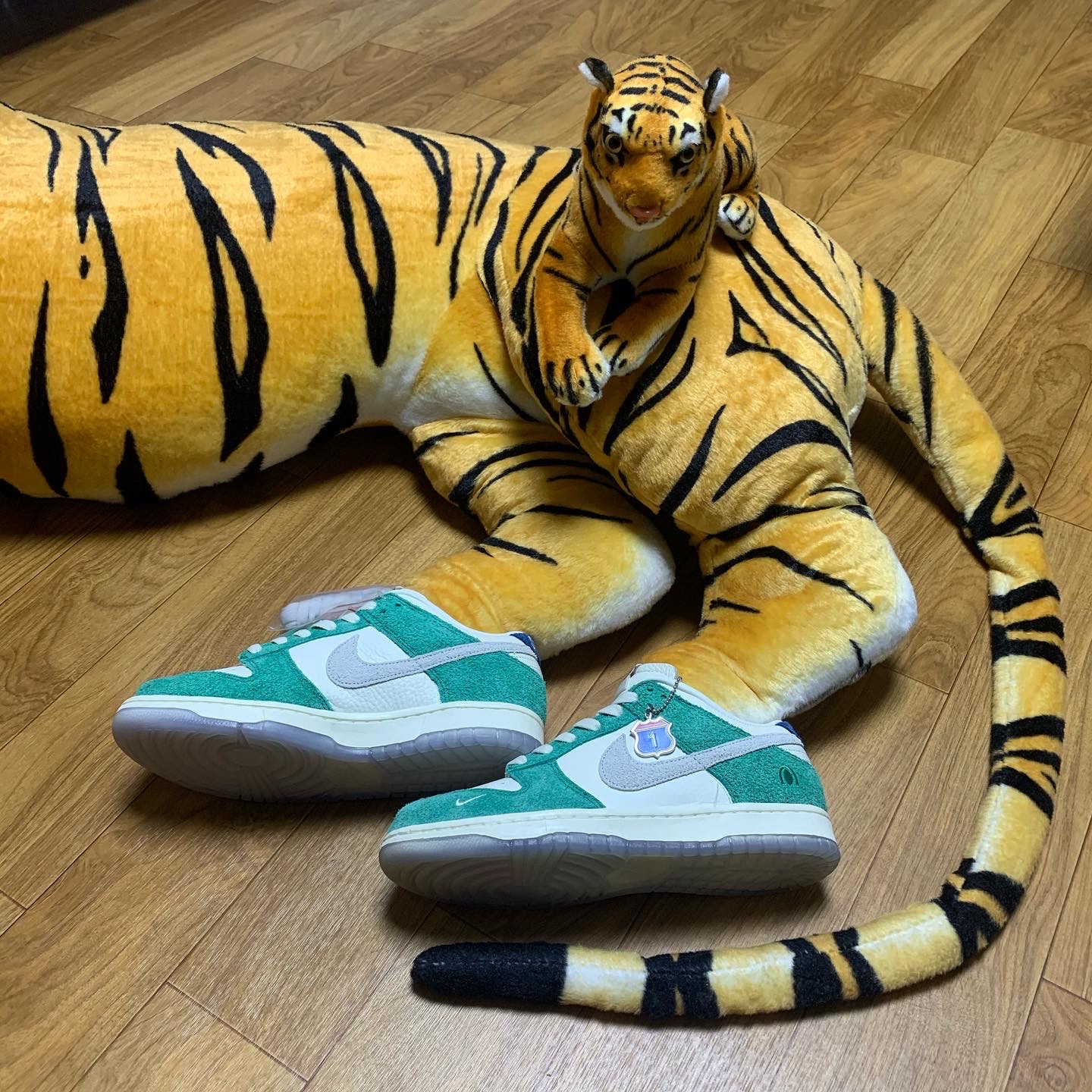 Nike x Kasina Dunk Low Road Sign - Kasina Exclusive 착용 스타일 - 2