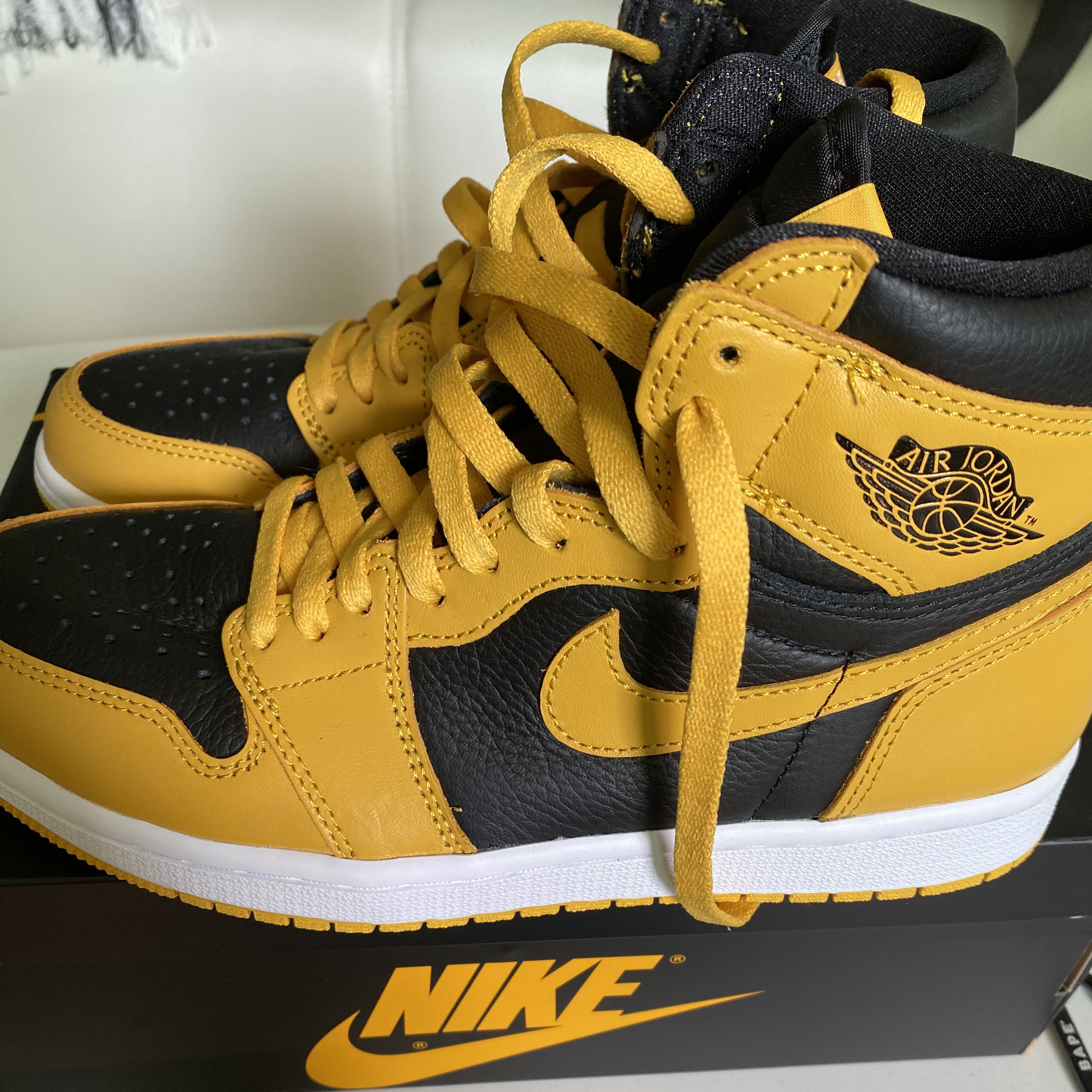 Jordan 1 Retro High OG Pollen 착용 스타일