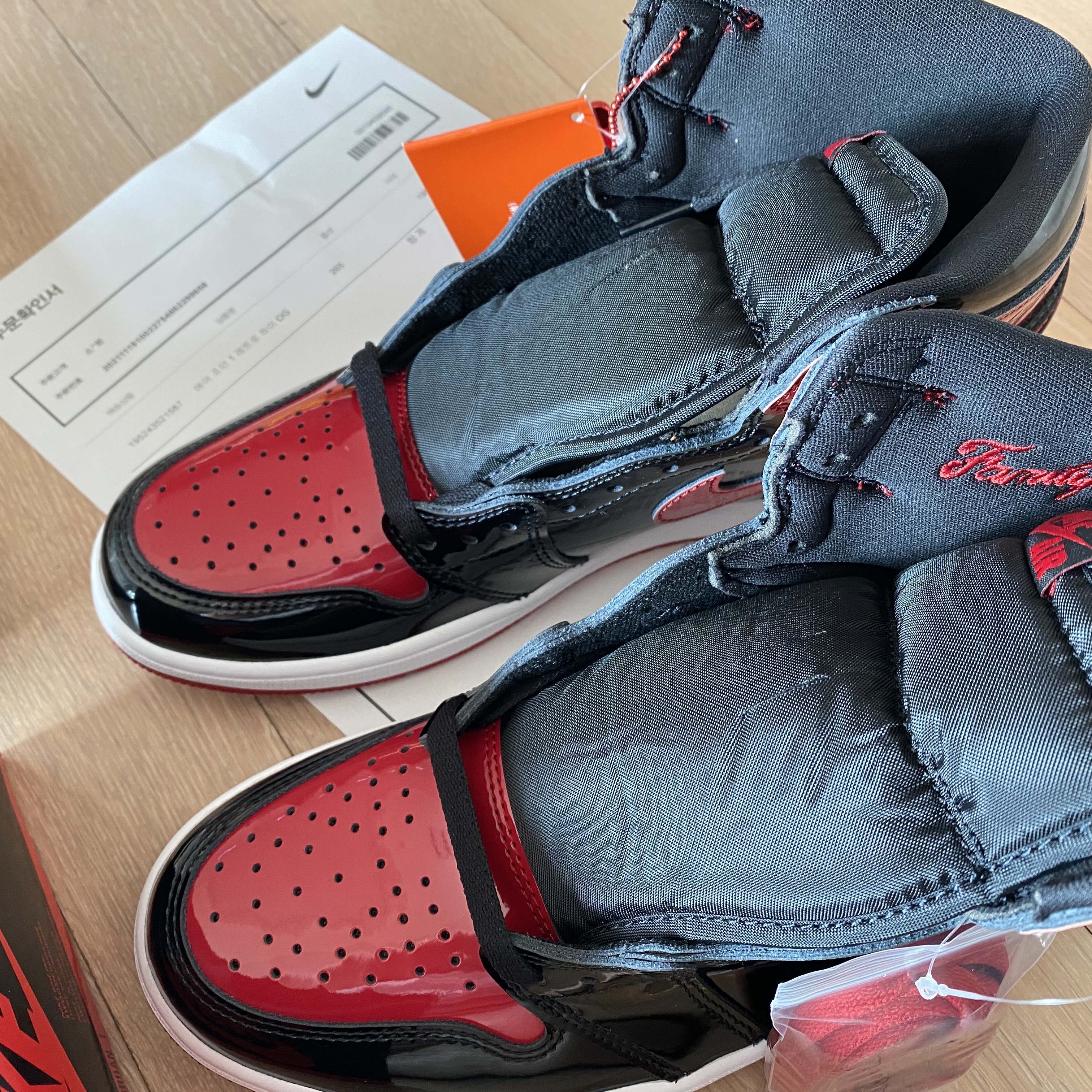 Jordan 1 Retro High OG Patent Bred 착용 스타일 - 5