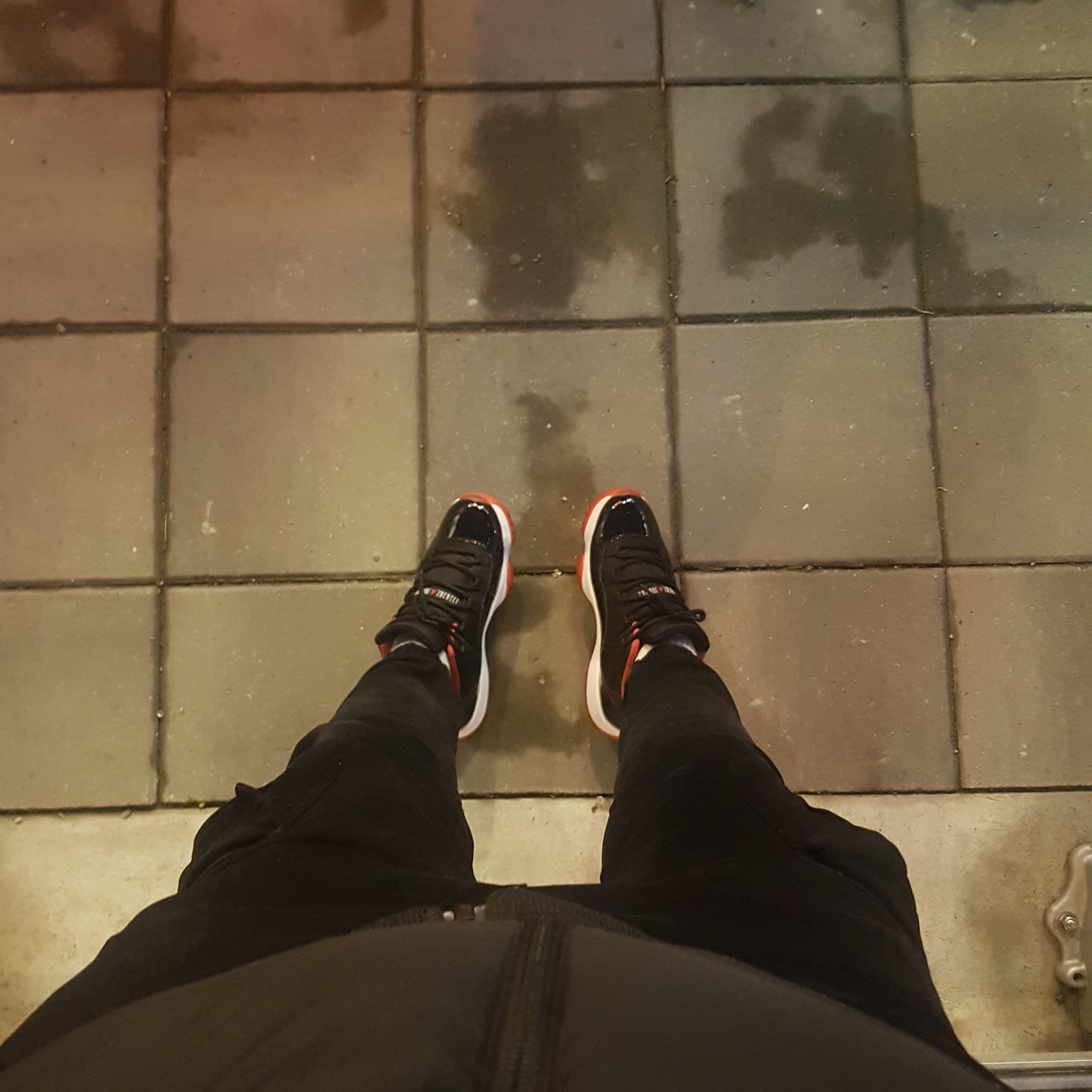 Jordan 11 Retro Low Bred 착용 스타일