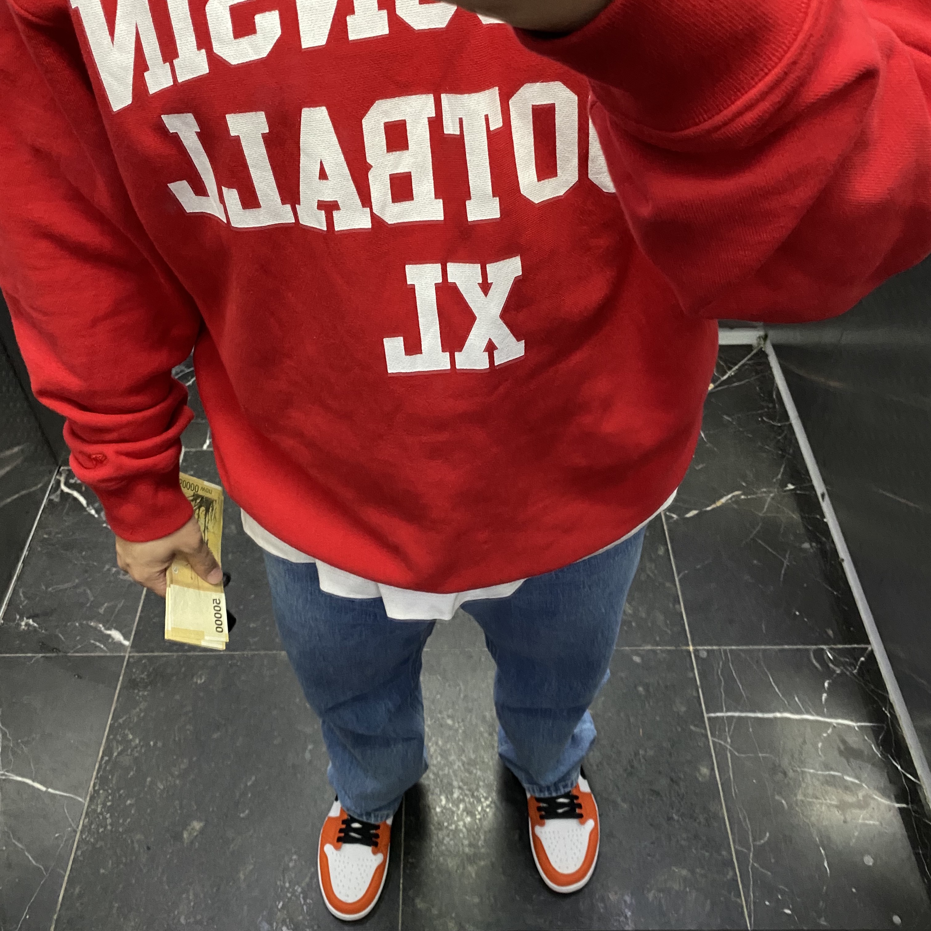 Jordan 1 Low OG Starfish 착용 스타일