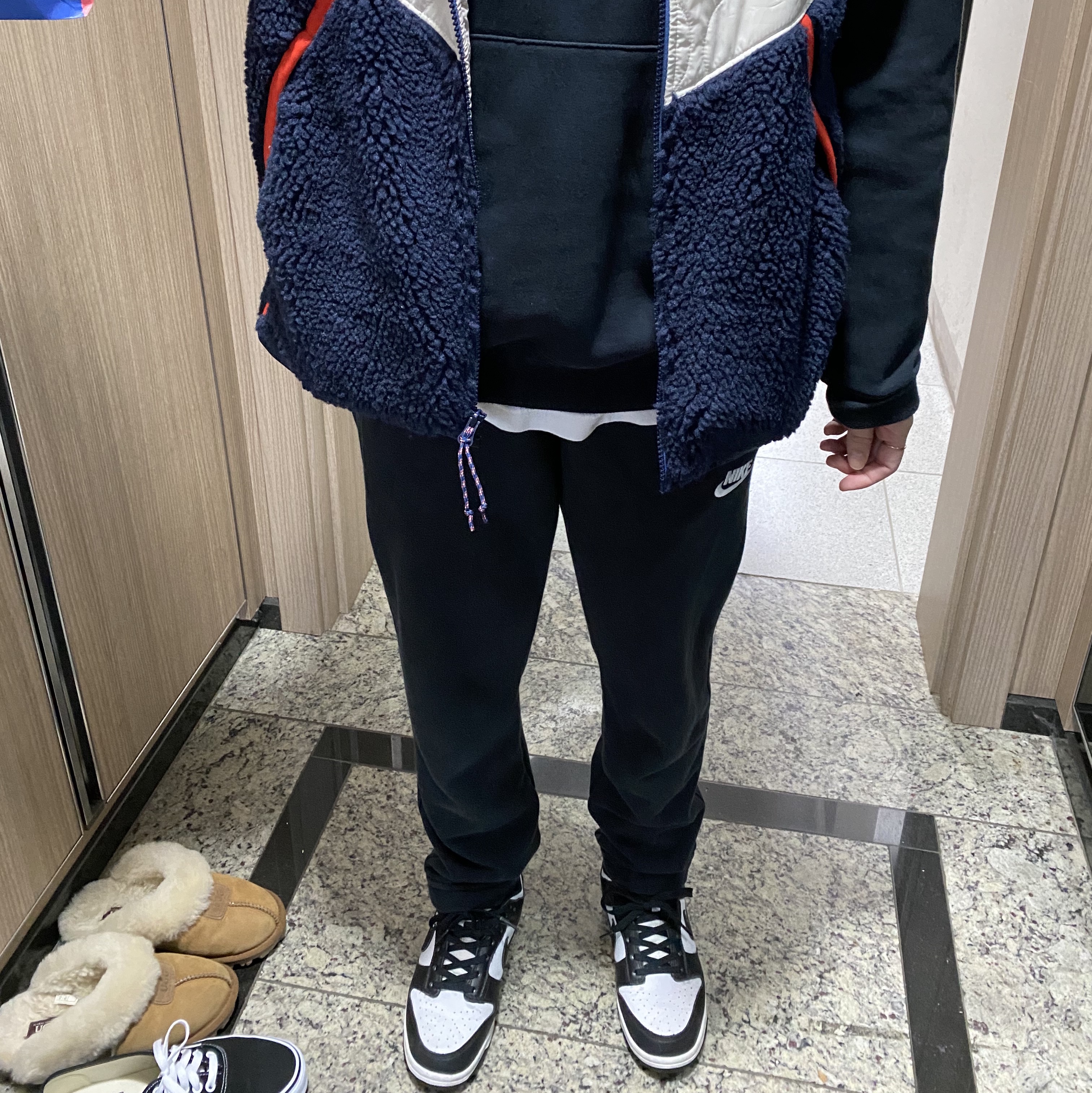 (GS) Nike Dunk Low Black 착용 스타일