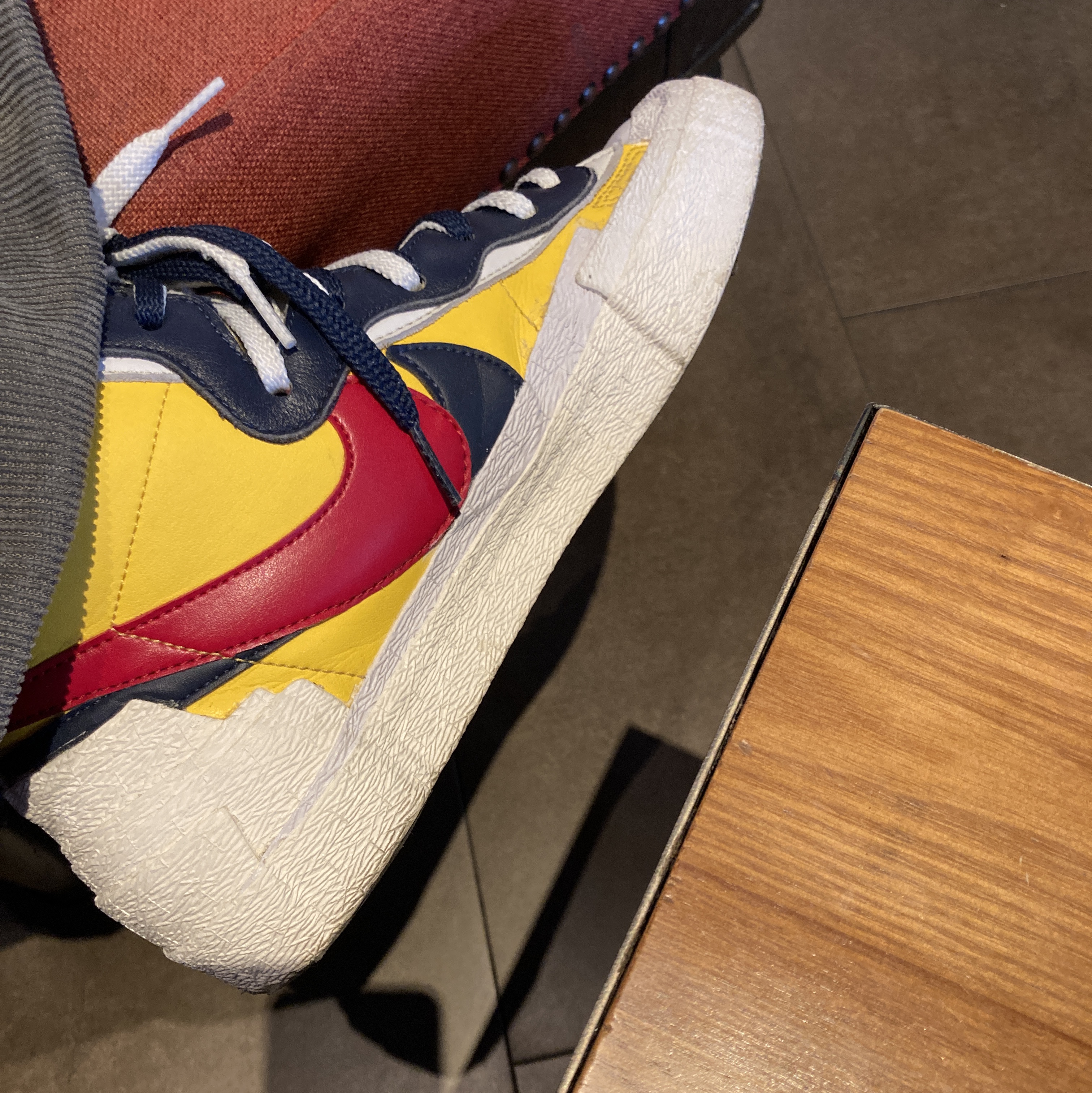 Nike x Sacai Blazer Mid Snow Beach 착용 스타일