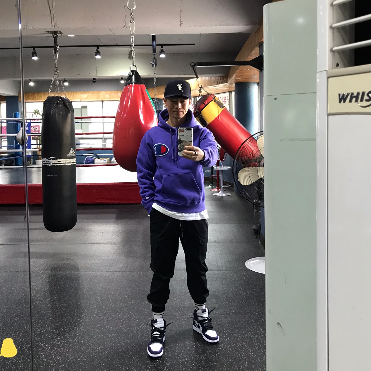 Jordan 1 Retro High OG Court Purple 2020 착용 스타일 - 2