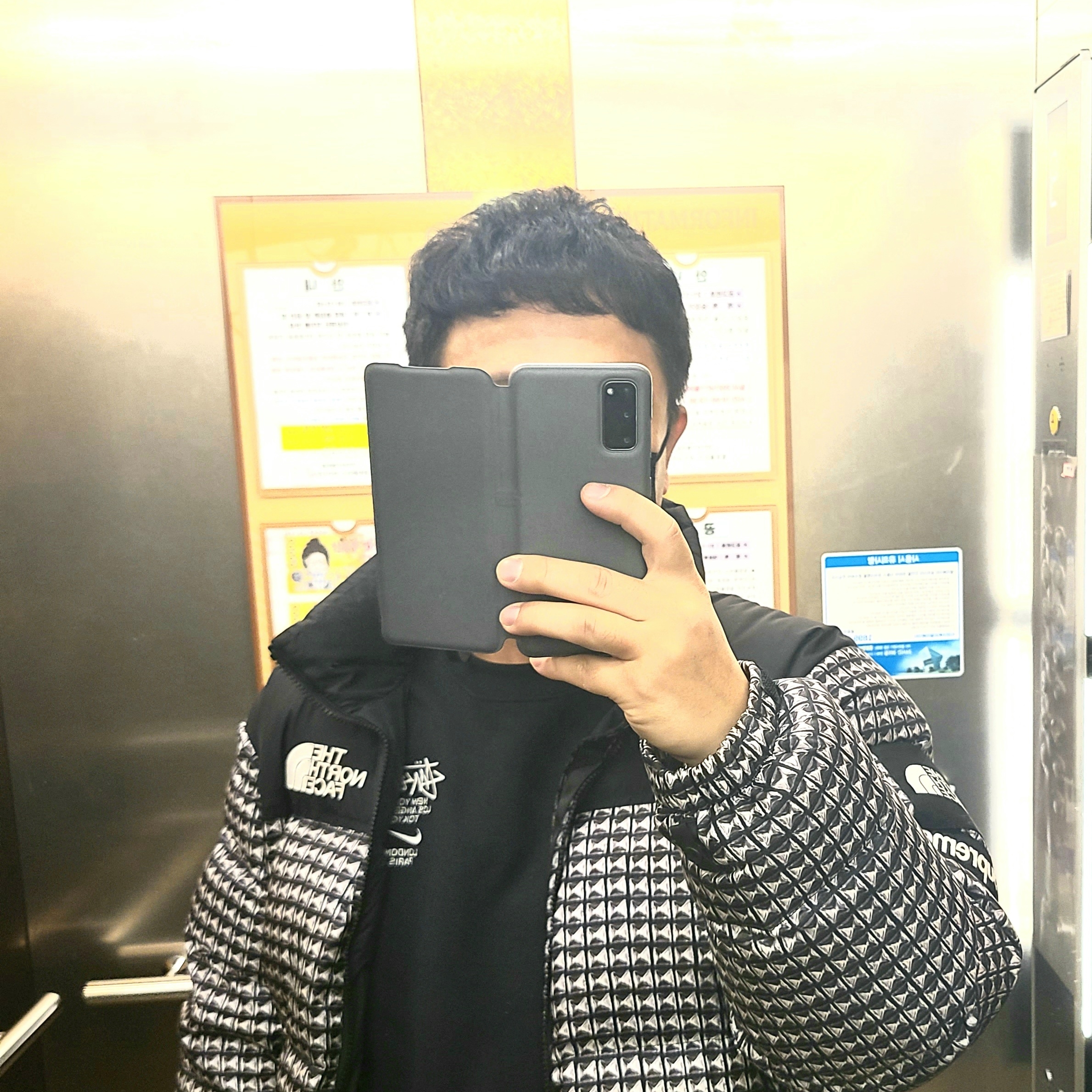 Supreme x The North Face Studded Nuptse Jacket Black - 21SS, Nike x Stussy NRG ZR Fleece Crewneck Black - US/EU 착용 스타일