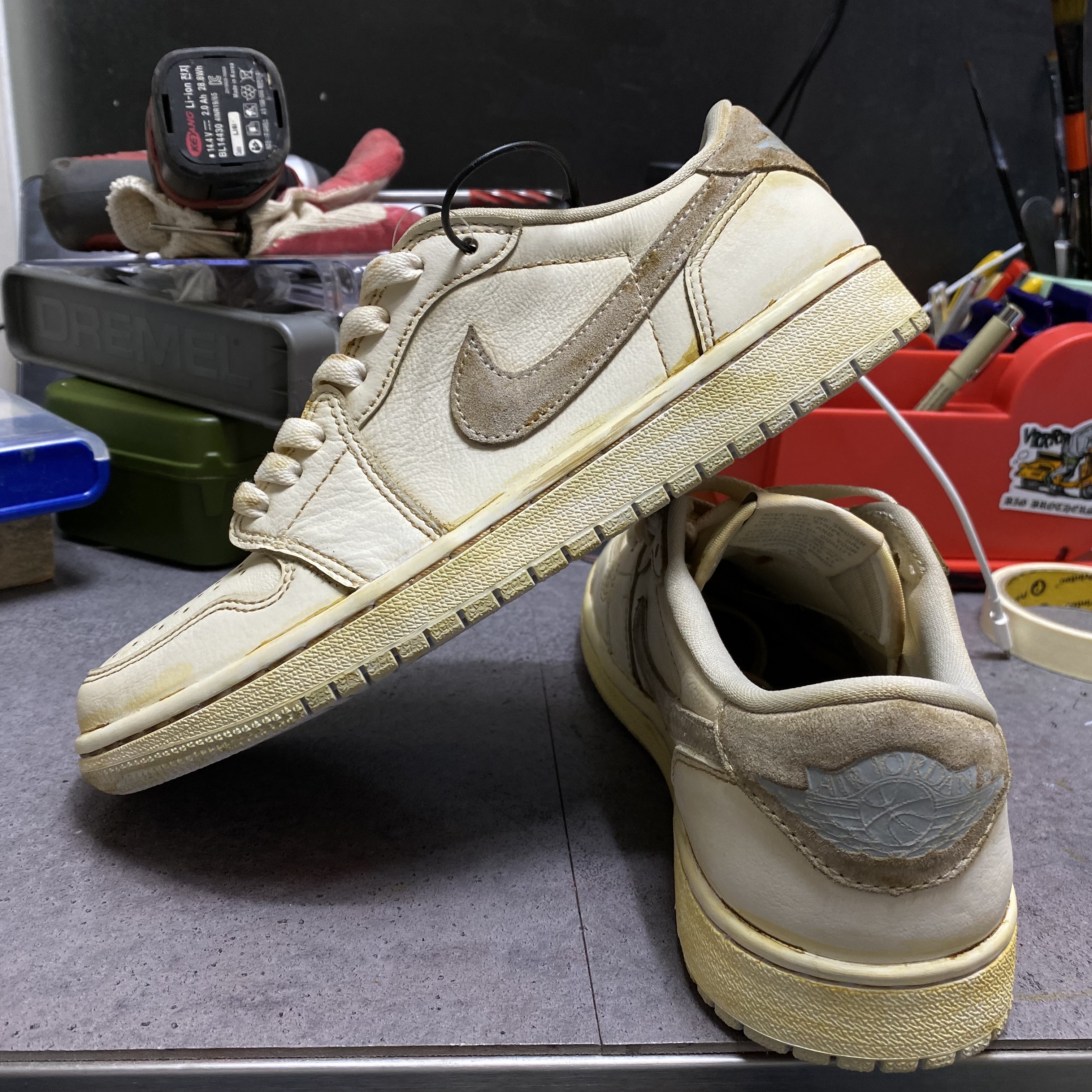 Jordan 1 Low OG Neutral Grey 착용 스타일 - 2