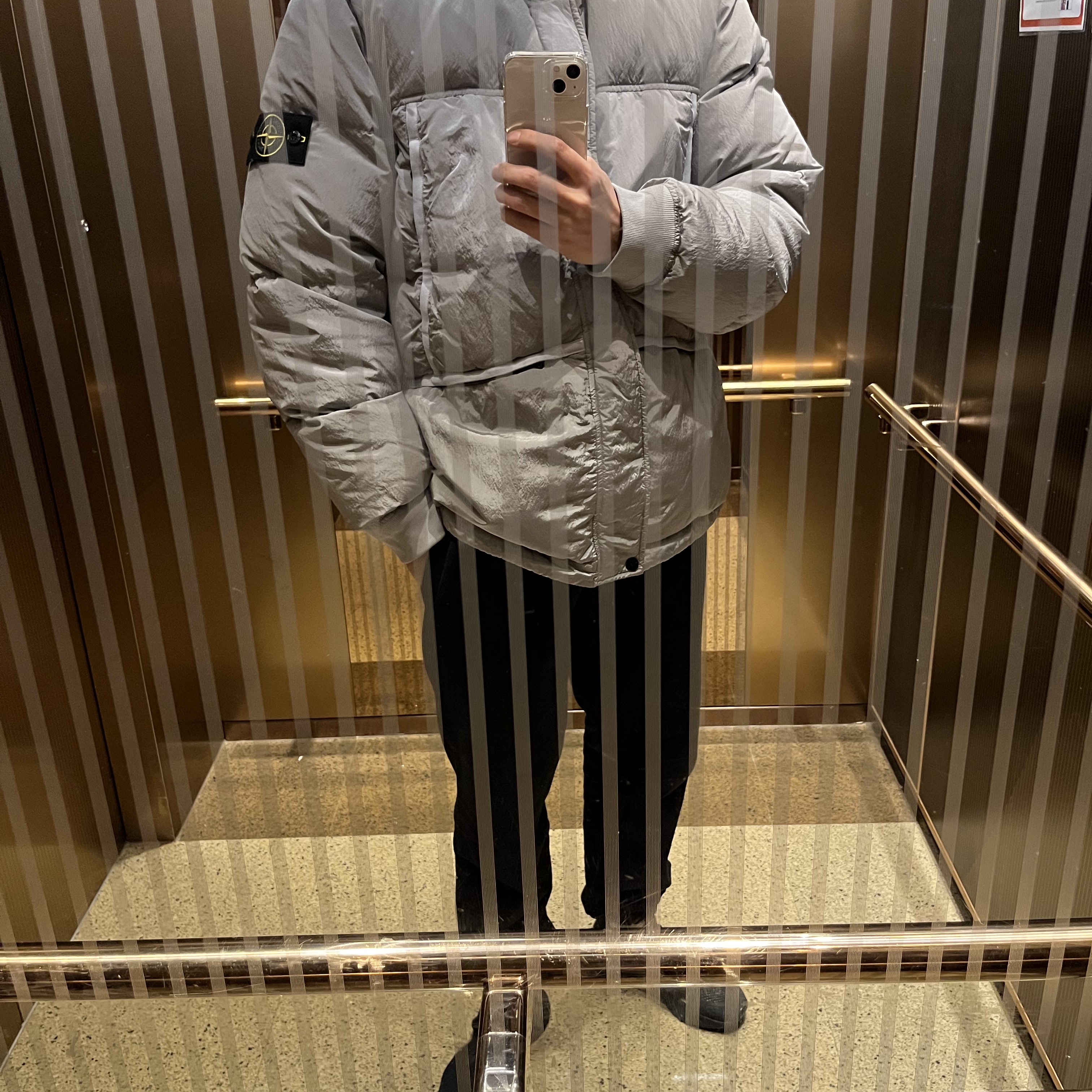 Stone Island 44508 Nylon Metal Down-TC Jacket Light Grey - 21FW 착용 스타일