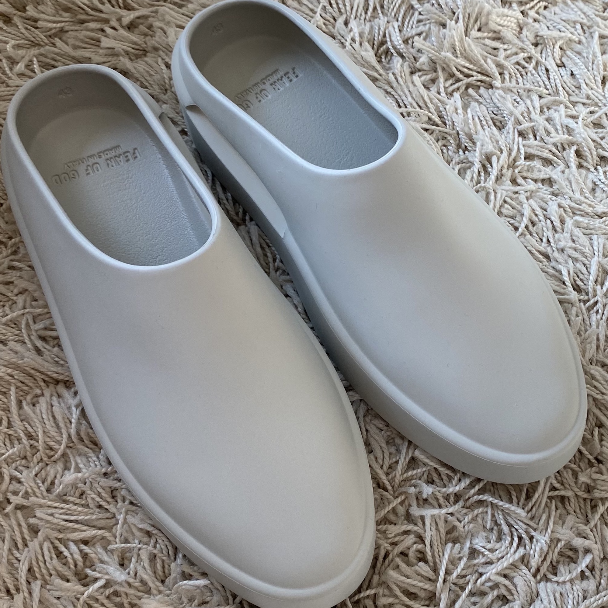 Fear of God The California Cement 착용 스타일