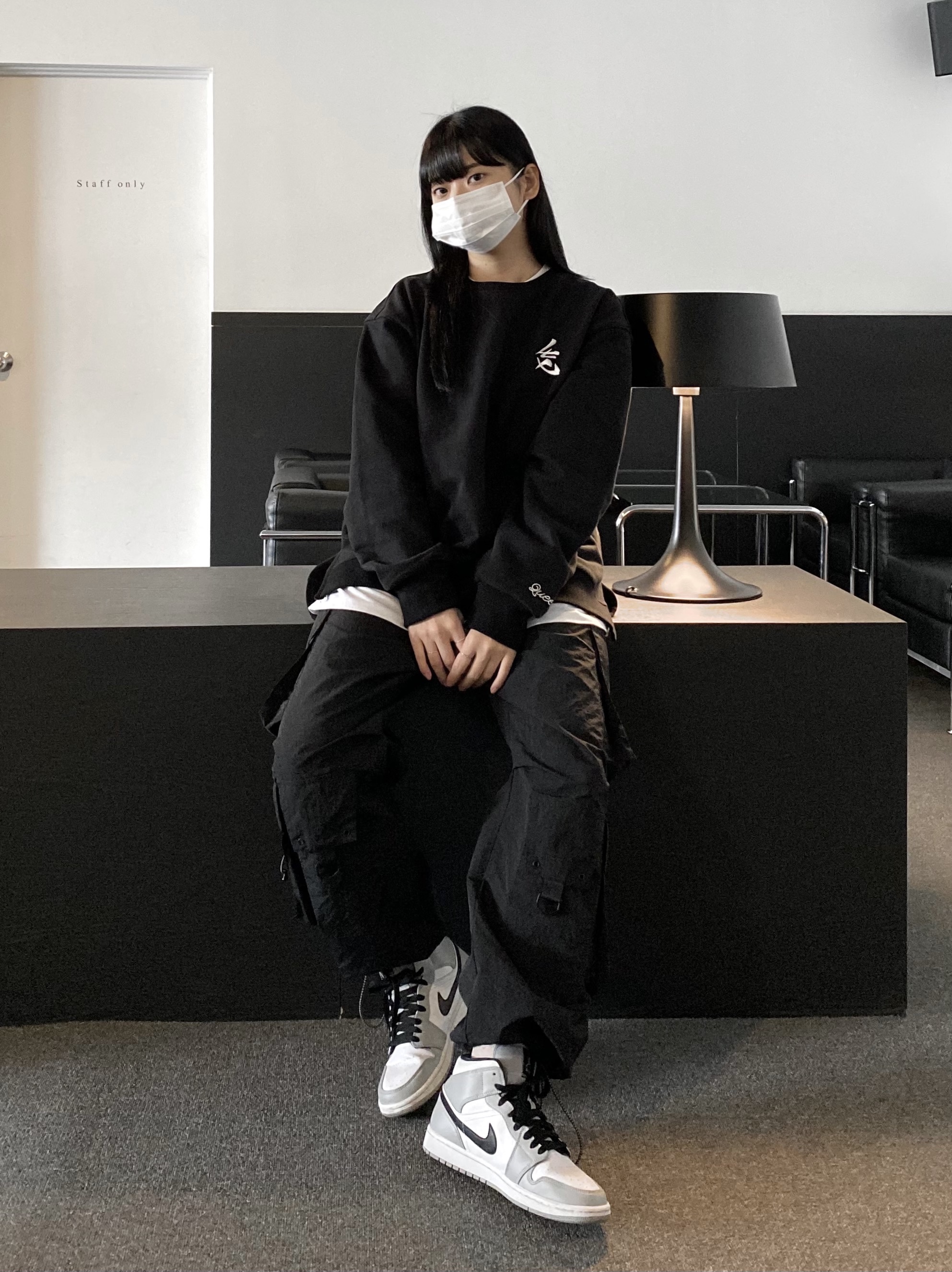 Jordan 1 Mid Light Smoke Grey 착용 스타일