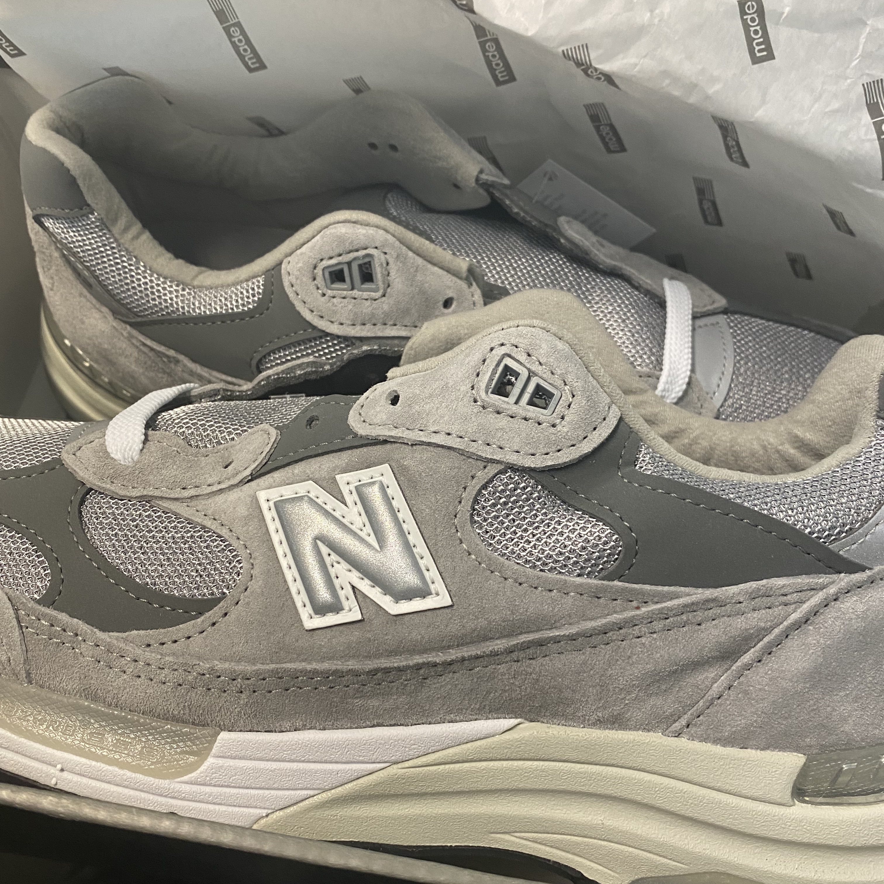 New Balance 992 Made in USA Grey - D Standard 착용 스타일