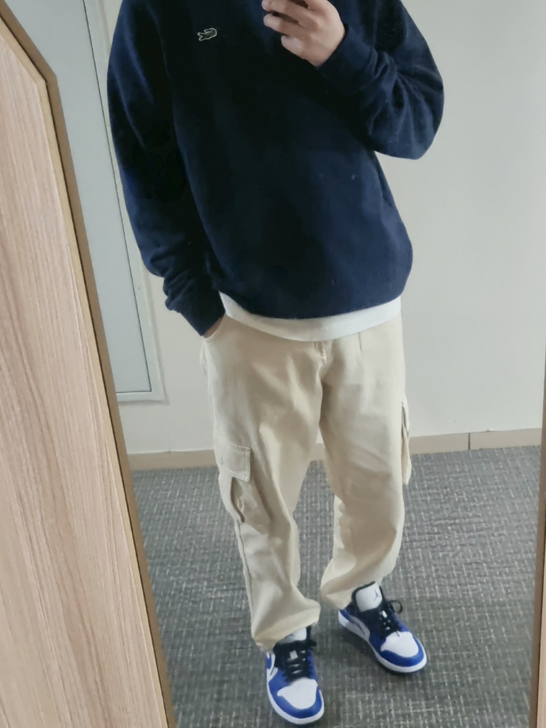 Jordan 1 Low Hyper Royal 착용 스타일