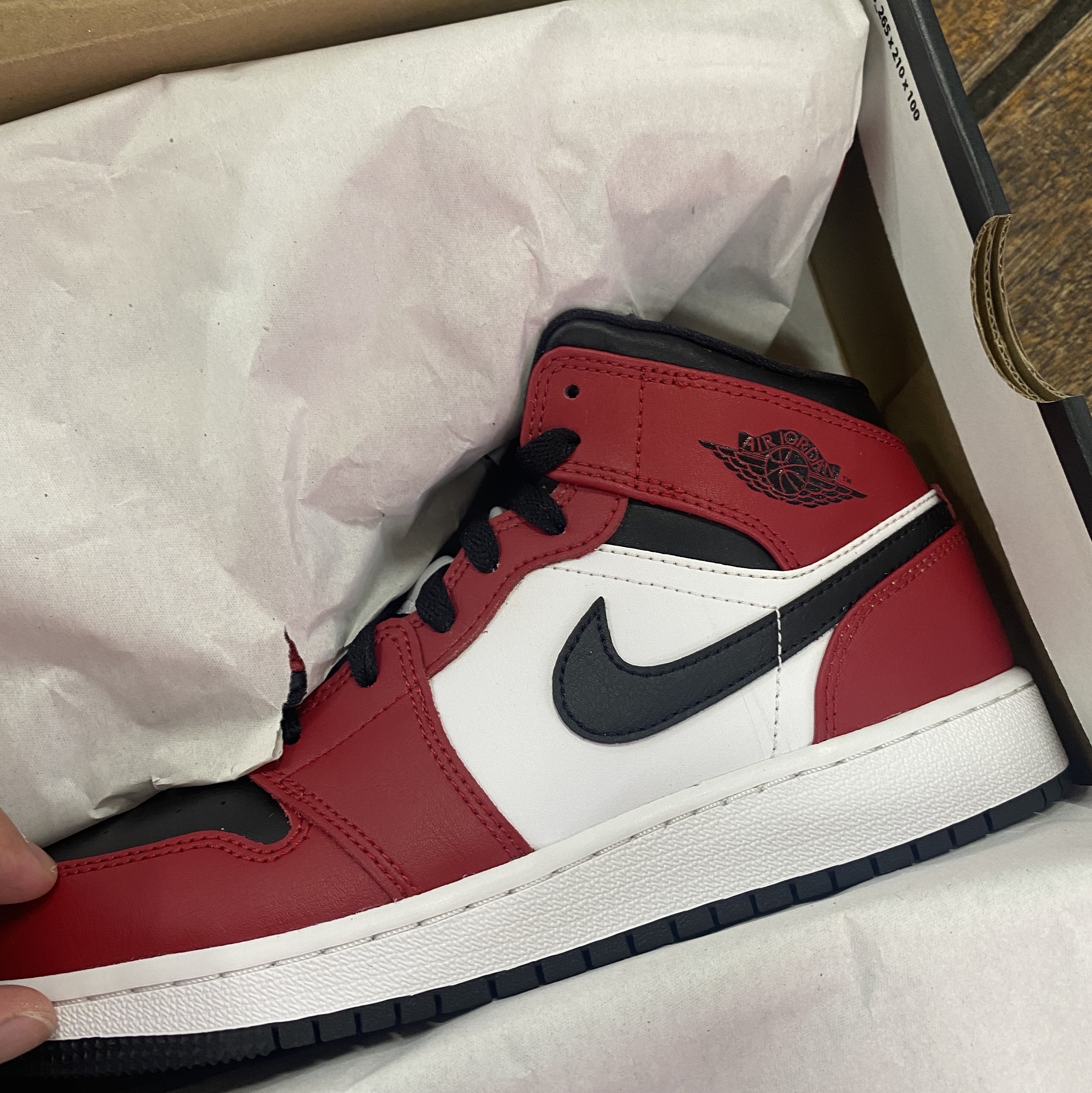 (GS) Jordan 1 Mid Chicago Black Toe 착용 스타일