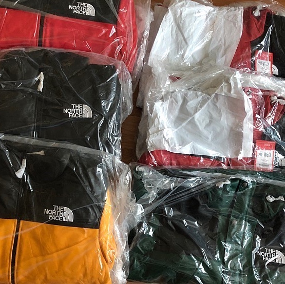 Supreme x The North Face Mountain Light Jacket Orange - 16FW 착용 스타일 - 2