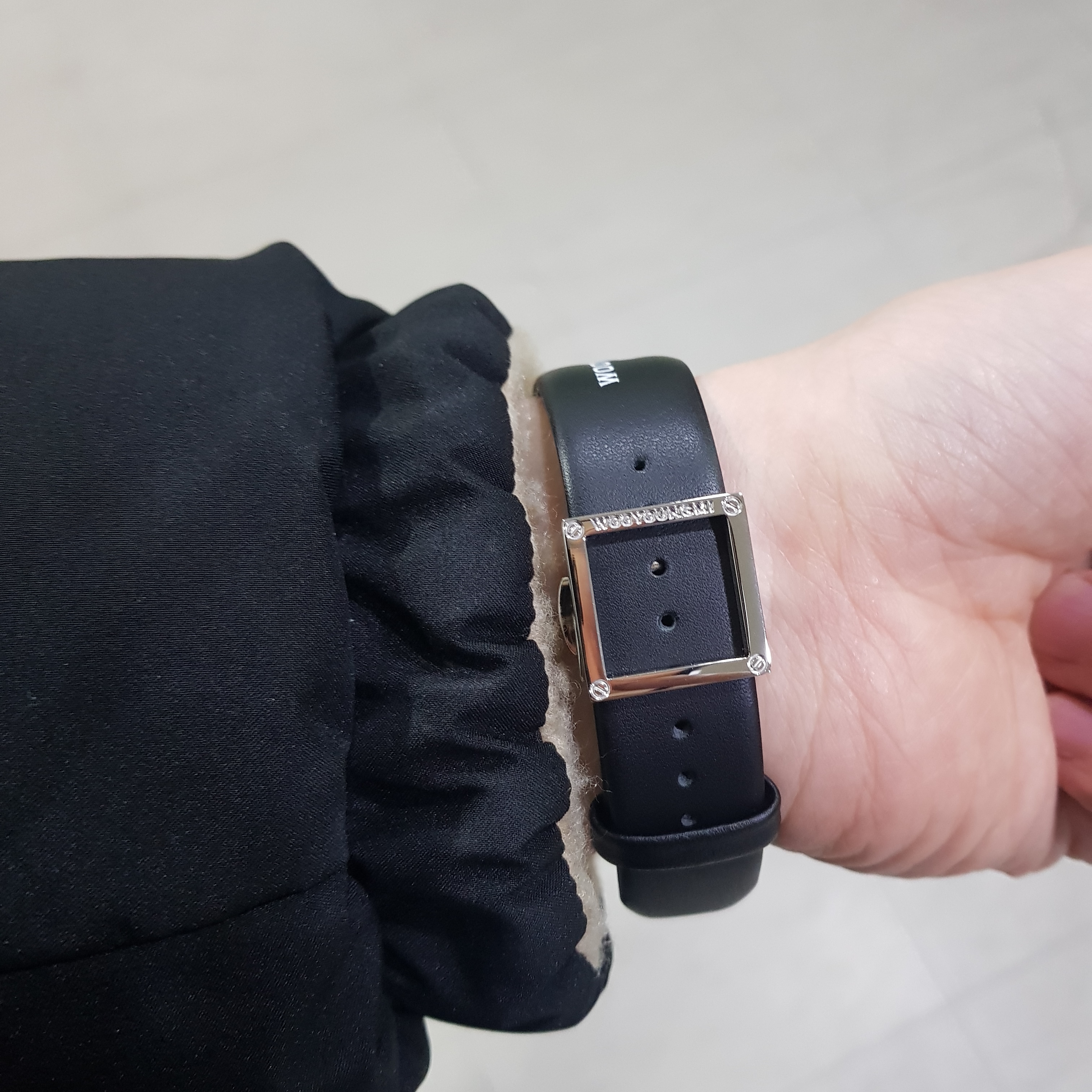 Samsung Galaxy Watch4 44mm Wooyoungmi Edition (Korean Ver.) 착용 스타일 - 3