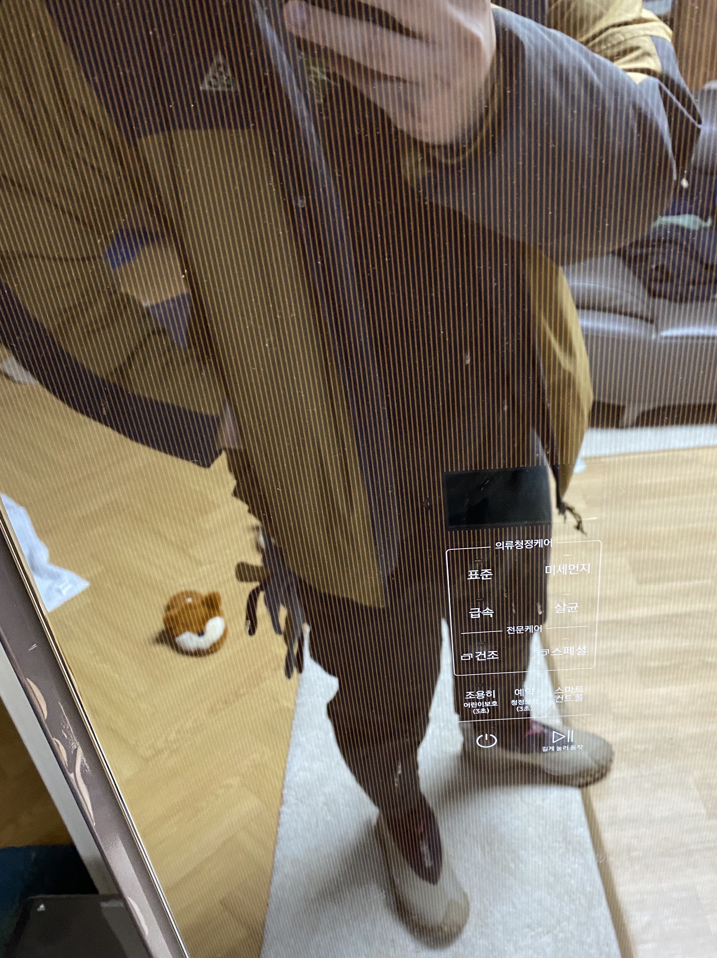 Nike ACG Mountain Fly Gore-Tex Khaki, Nike ACG 4th Horseman Puffer Jacket Anthracite Beige - US/EU 착용 스타일 - 2