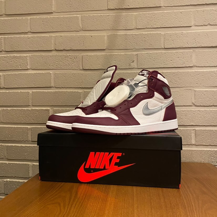 Jordan 1 Retro High OG Bordeaux 착용 스타일
