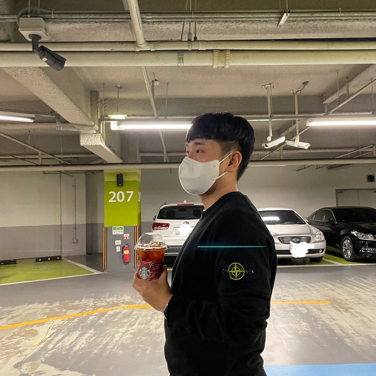 Stone Island 63020 Crewneck Sweatshirt Black - 21FW 착용 스타일