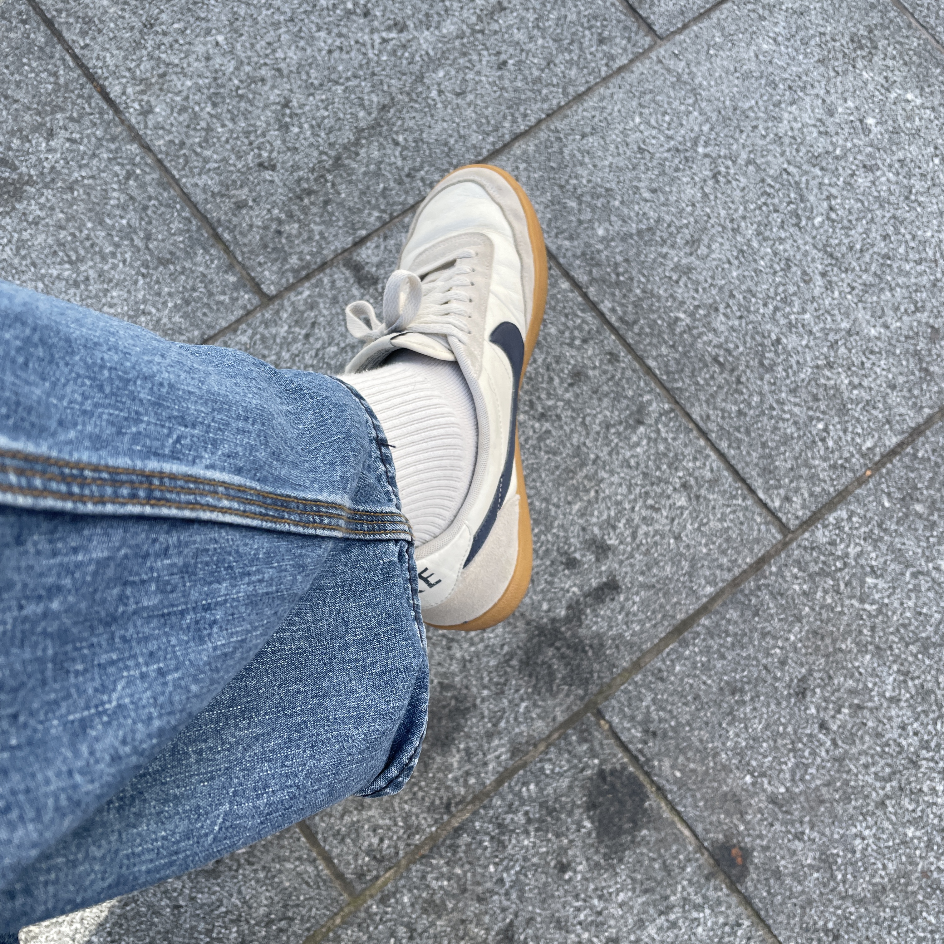 Nike x J.Crew Killshot 2 Sail Midnight Navy 착용 스타일