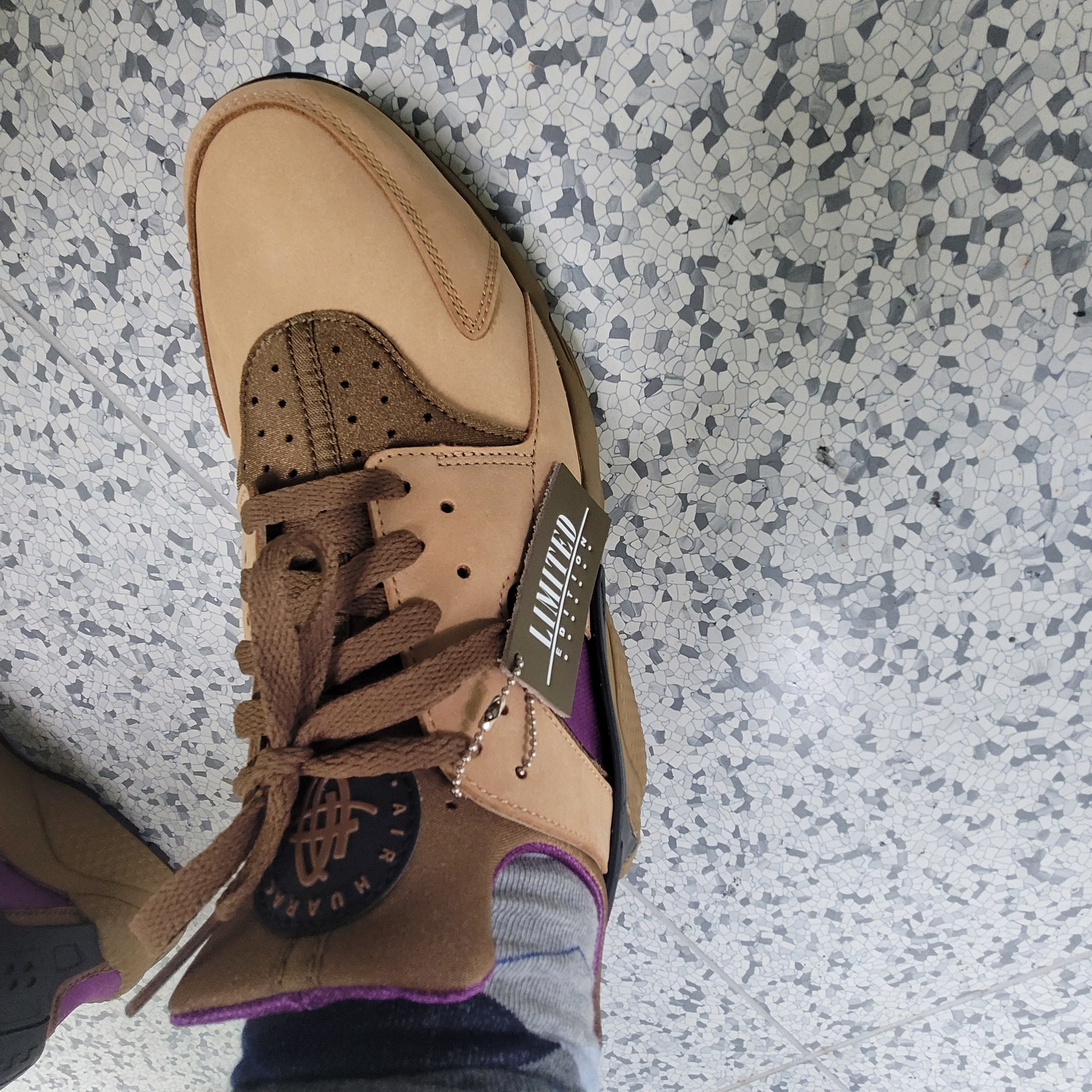 Nike Air Huarache LE Praline 착용 스타일 - 2