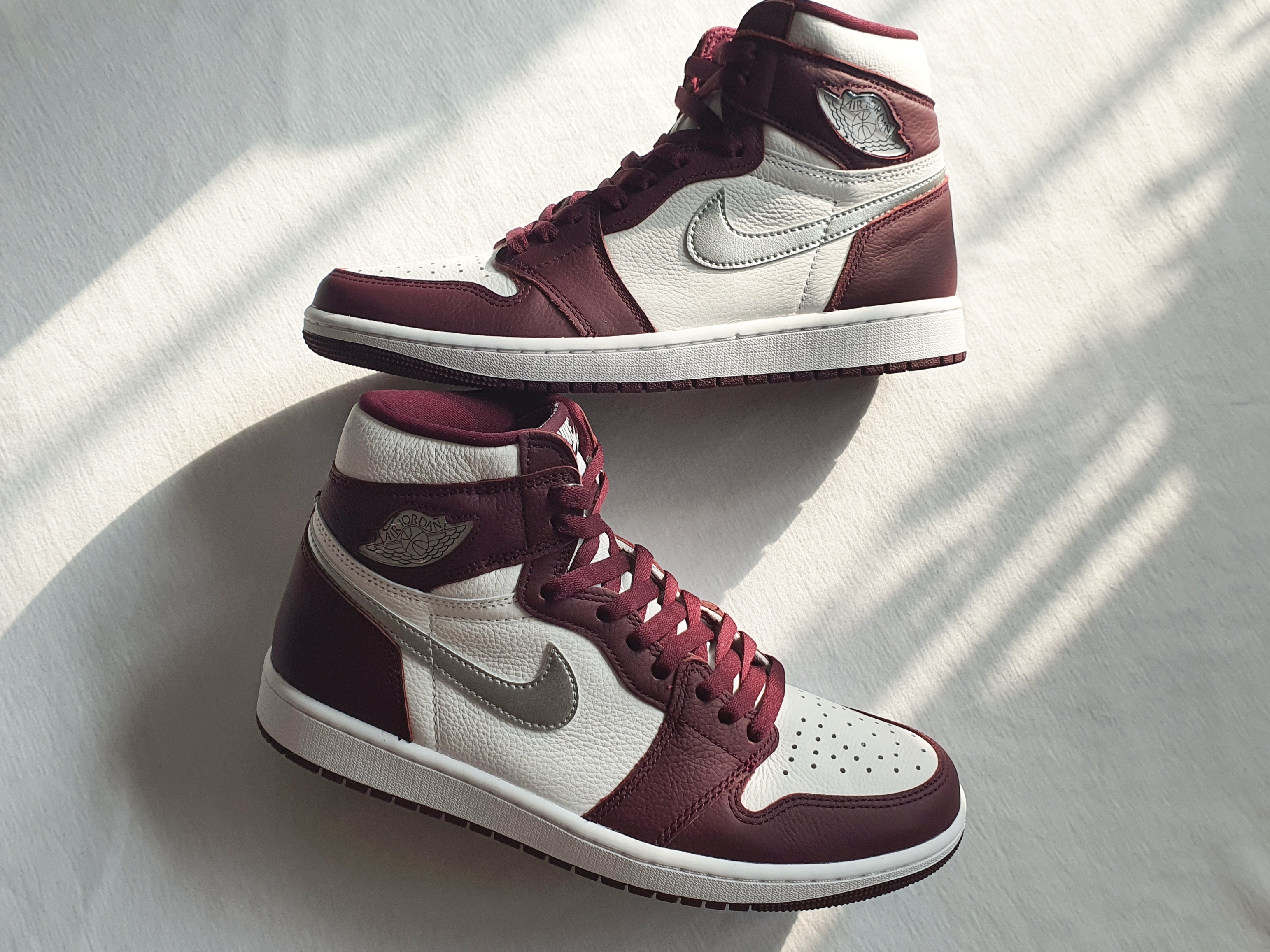 Jordan 1 Retro High OG Bordeaux, (GS) Jordan 1 Retro High OG Bordeaux 착용 스타일 - 3