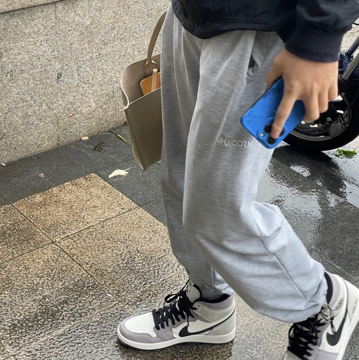 Jordan 1 Element Gore-Tex Sail 착용 스타일 - 2