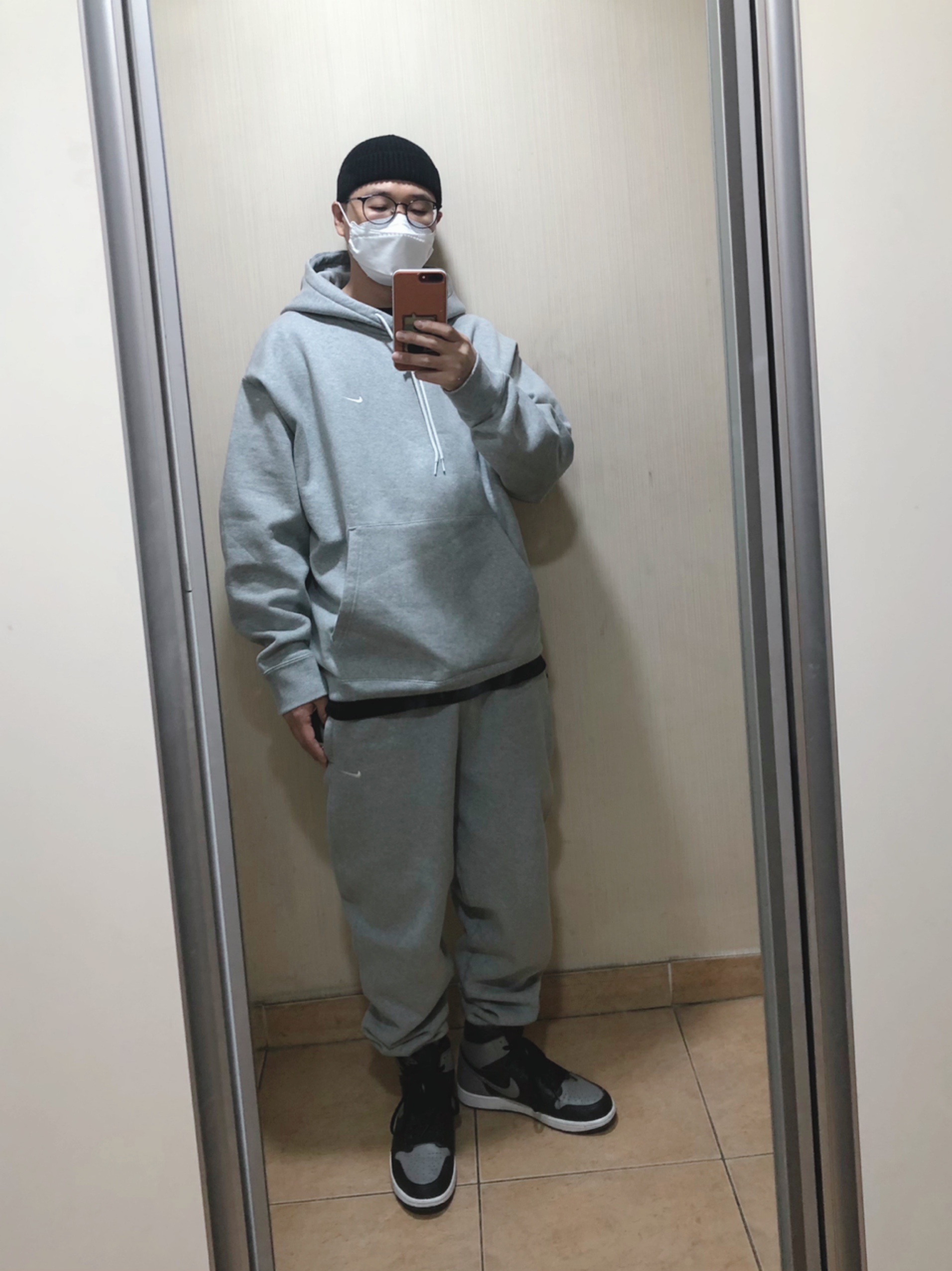 Nike NRG Solo Swoosh Fleece Pants Dark Grey Heather - US/EU, Nike M NRG Hoodie Dark Grey Heather 착용 스타일