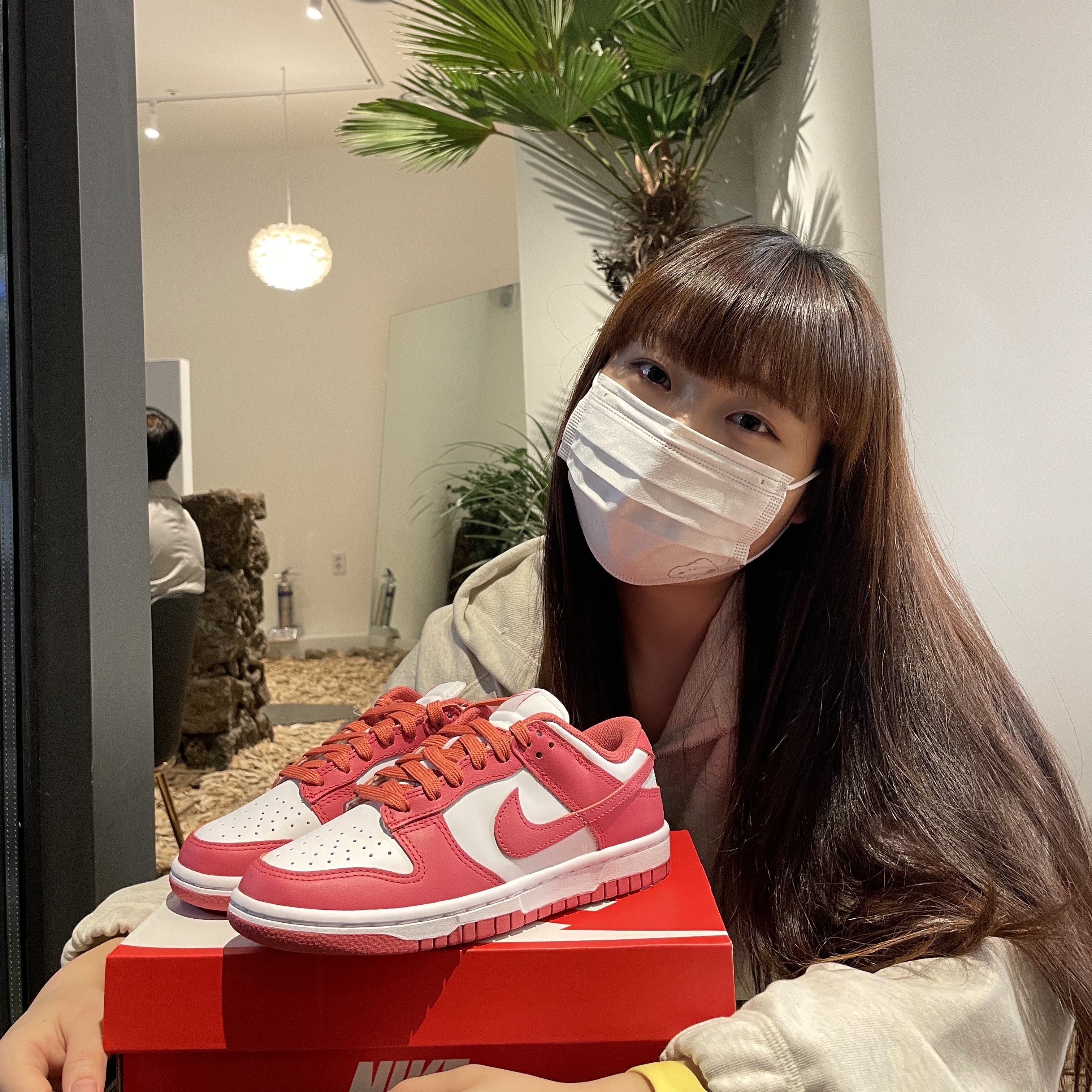 (W) Nike Dunk Low Archeo Pink 착용 스타일