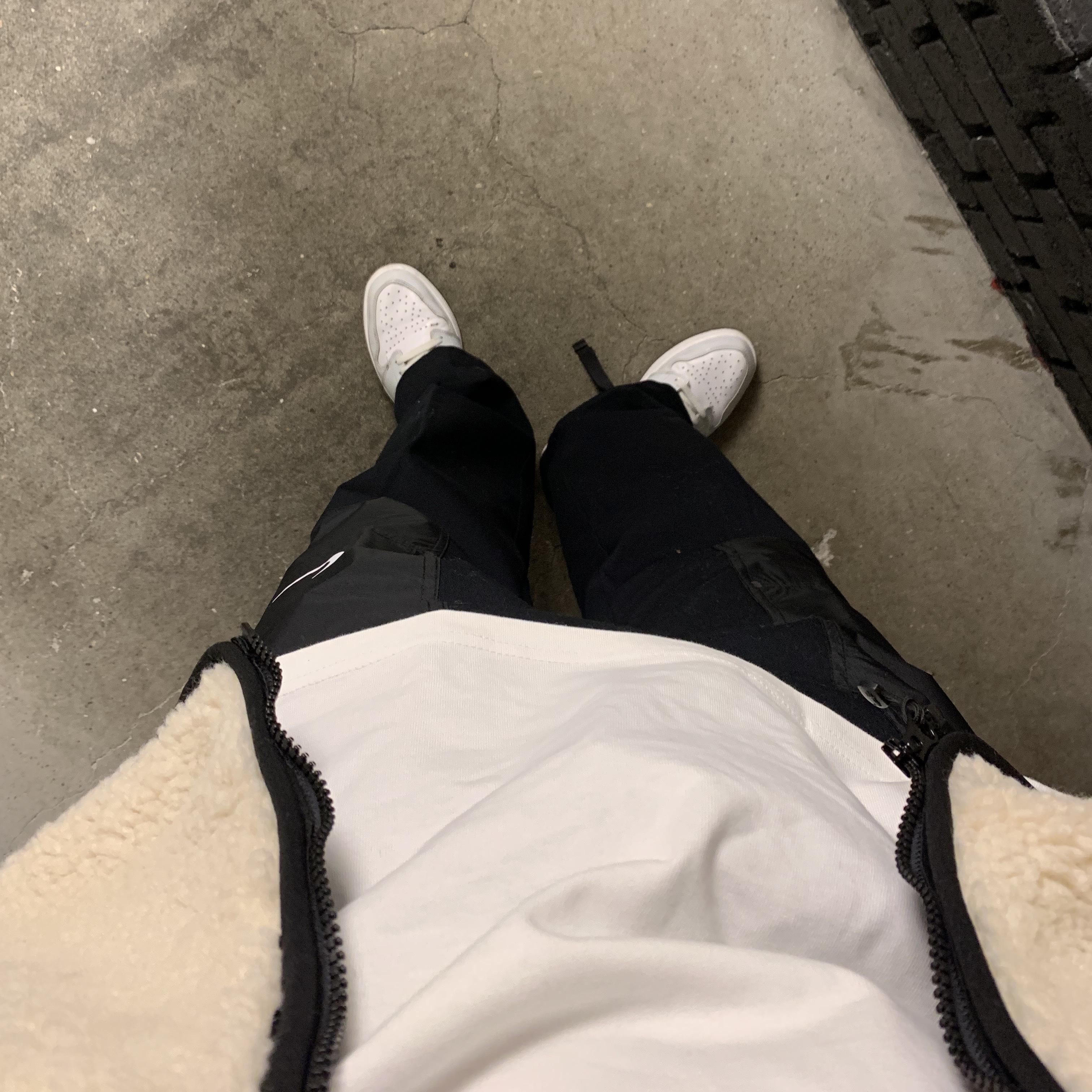 Nike x Stussy Big Swoosh LS T-Shirt White - US/EU, Nike x Off-White NRG Pants Black 착용 스타일 - 2