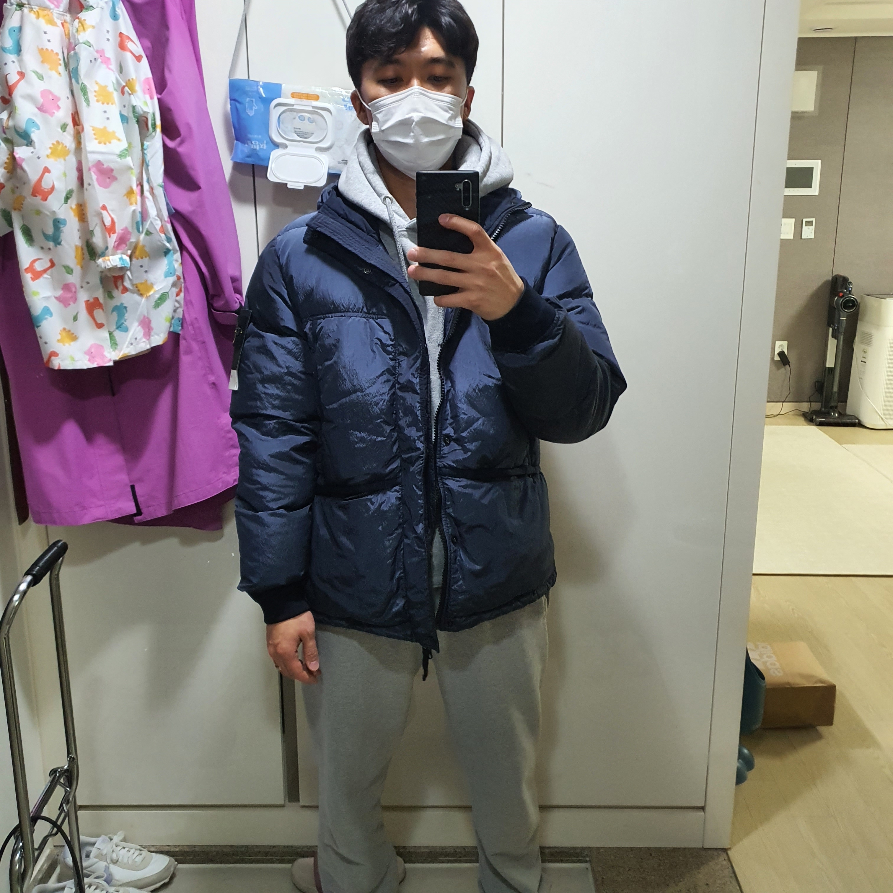 Stone Island 44508 Nylon Metal Down-TC Jacket Olive - 21FW, Stone Island 44508 Nylon Metal Down-TC Jacket Ink Blue - 21FW 착용 스타일 - 4
