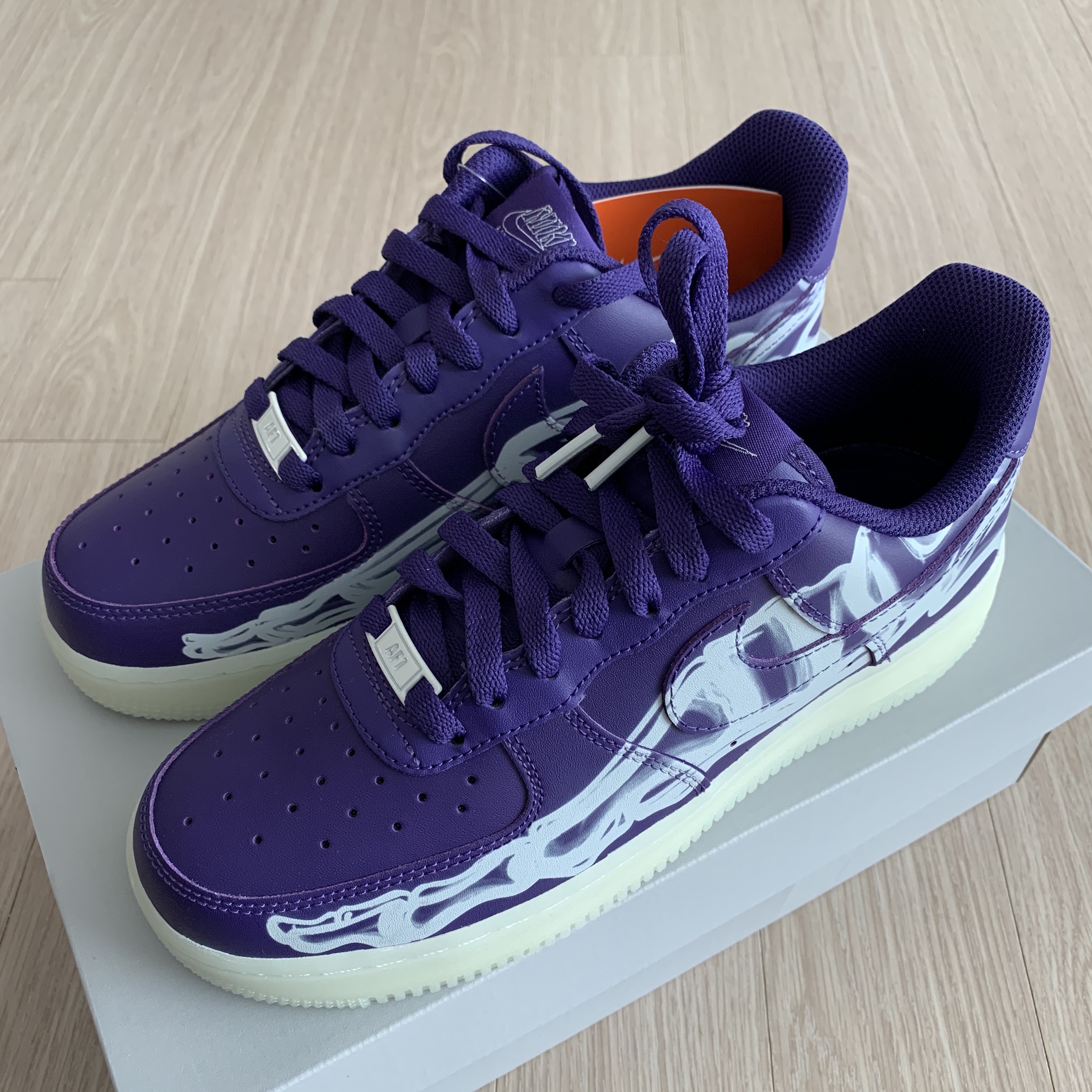 Nike Air Force 1 Low '07 Purple Skeleton 착용 스타일 - 1