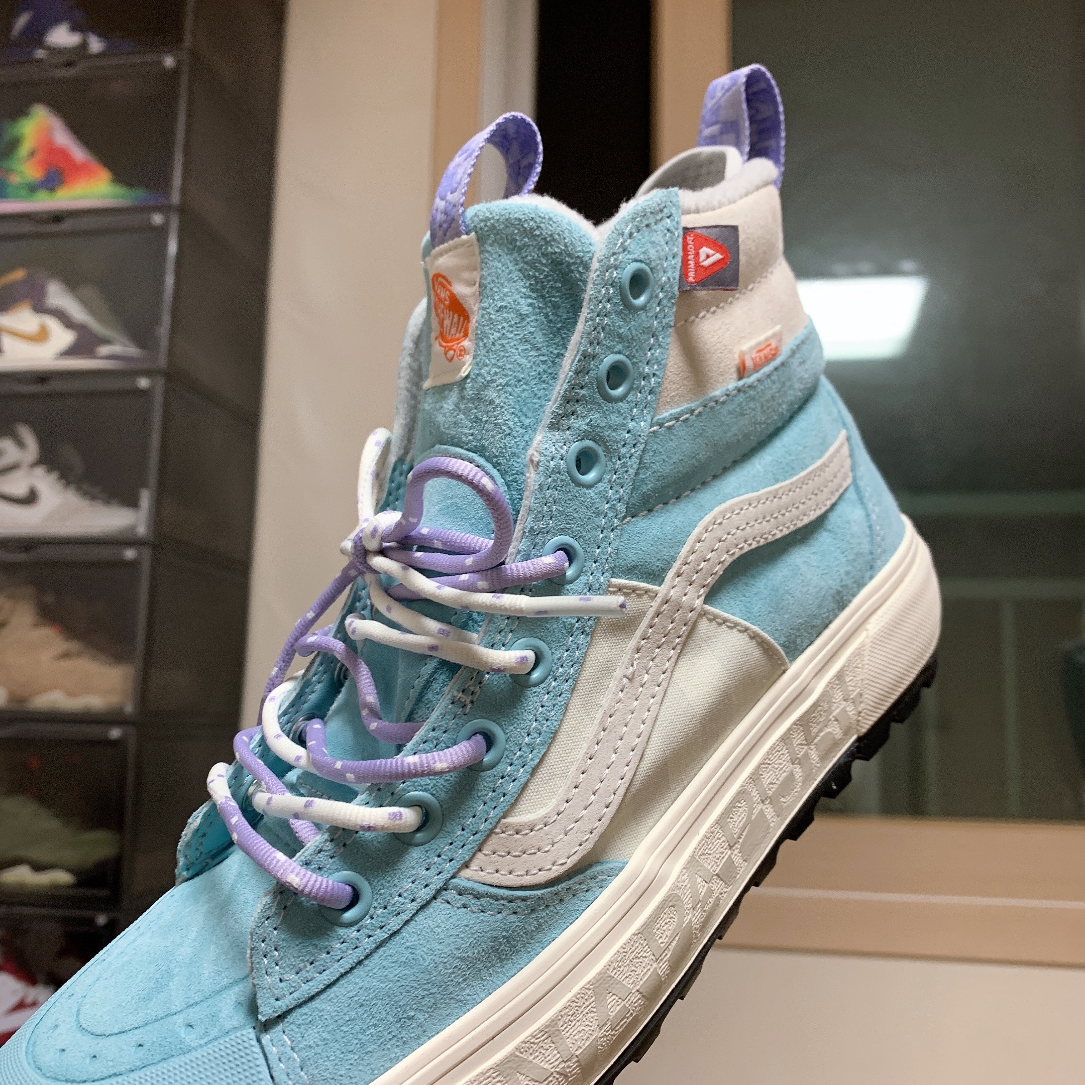 Nike x Ambush Dunk High Deep Royal Blue, Jordan 1 x J Balvin Retro High OG 착용 스타일
