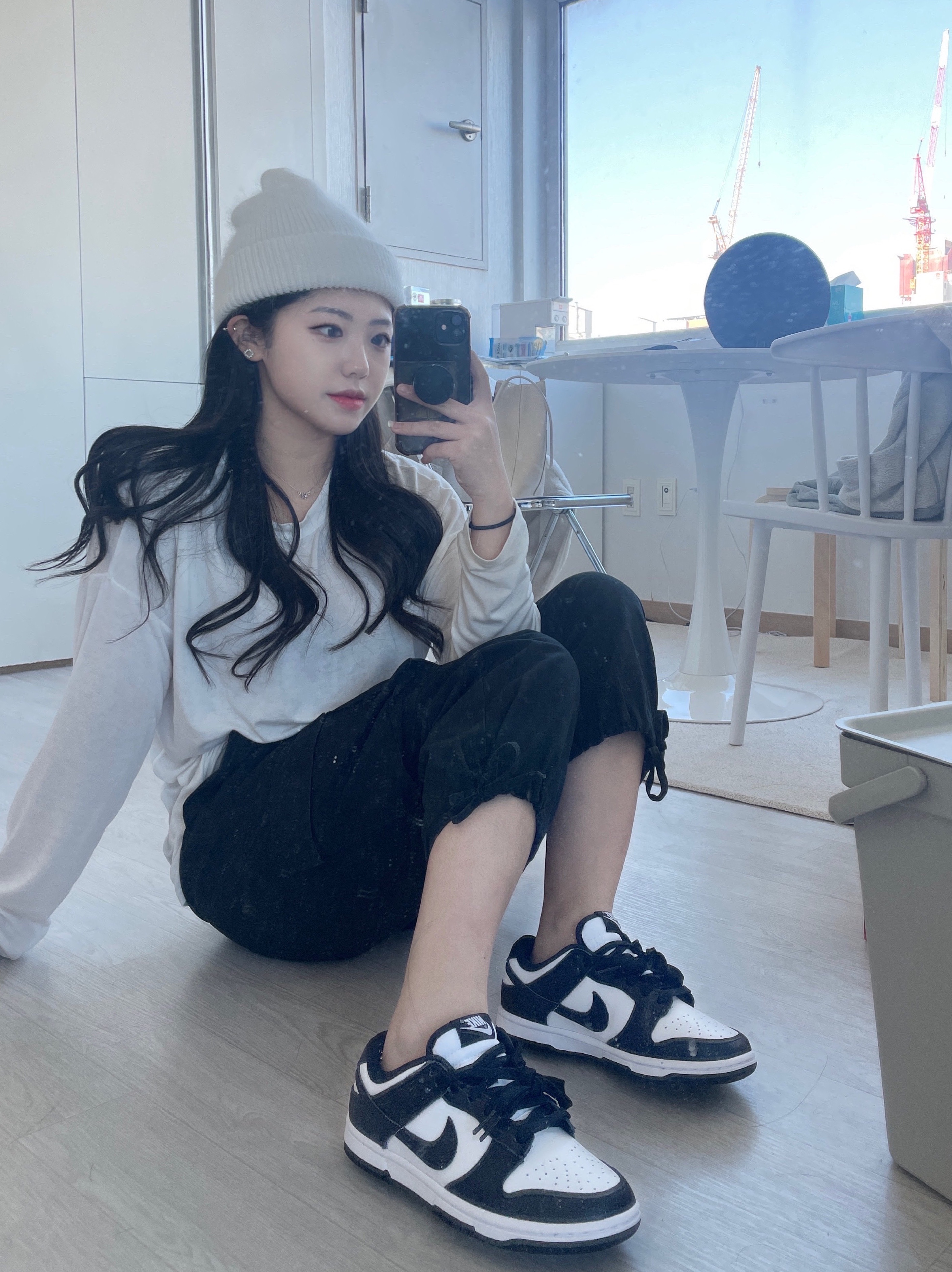 (W) Nike Dunk Low Black 착용 스타일