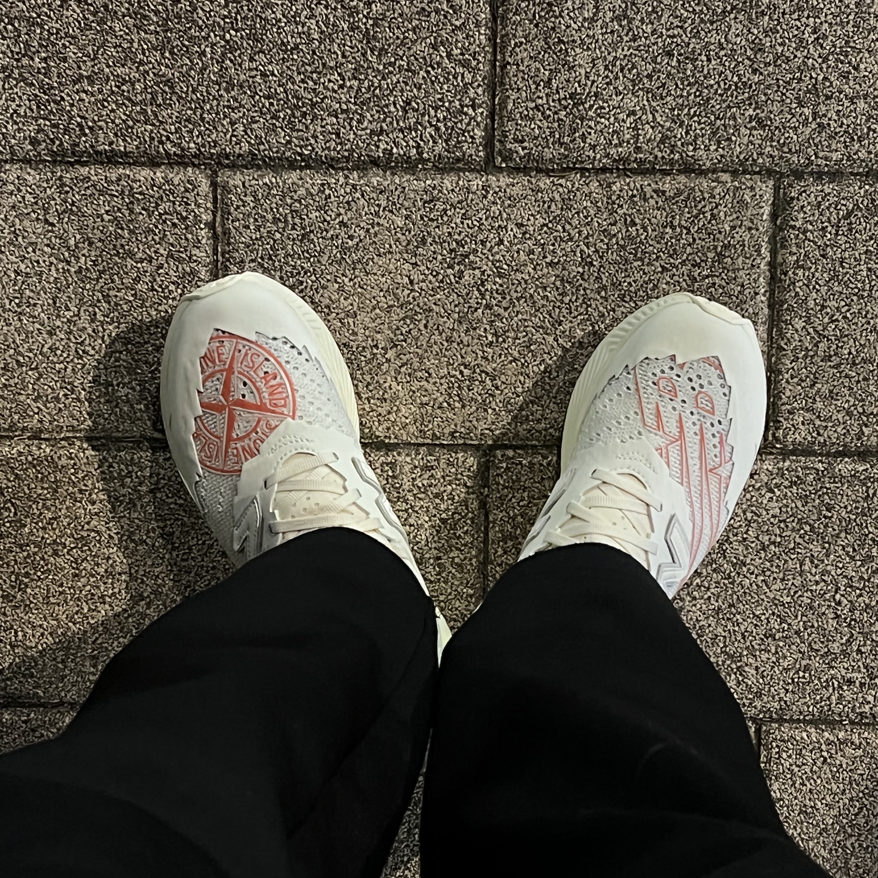 New Balance x Stone Island x Tokyo Design Studio FuelCell RC Elite v2 착용 스타일