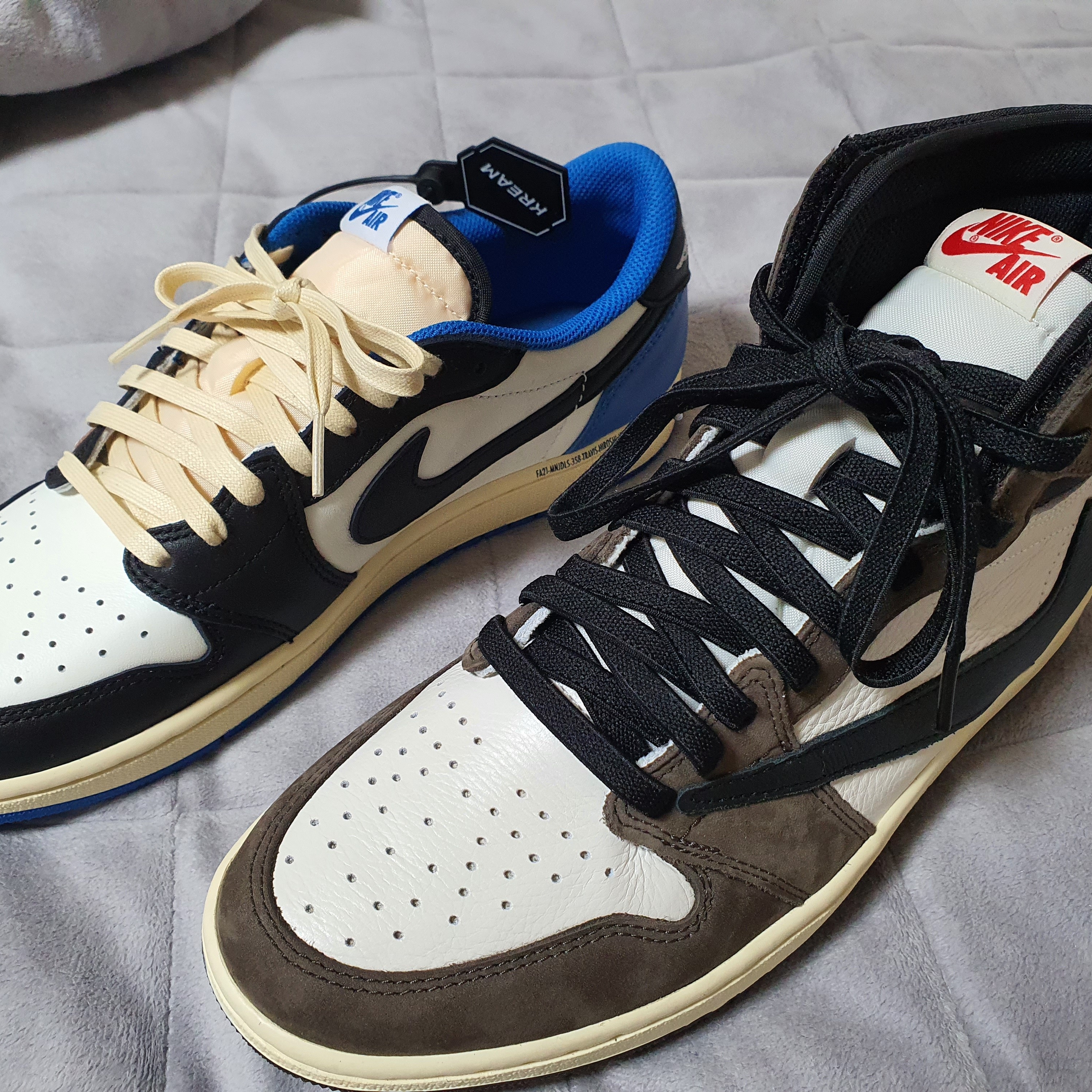 Jordan 1 x Travis Scott Retro High OG SP Mocha, Jordan 1 x Travis Scott x Fragment Retro Low OG SP Military Blue 착용 스타일