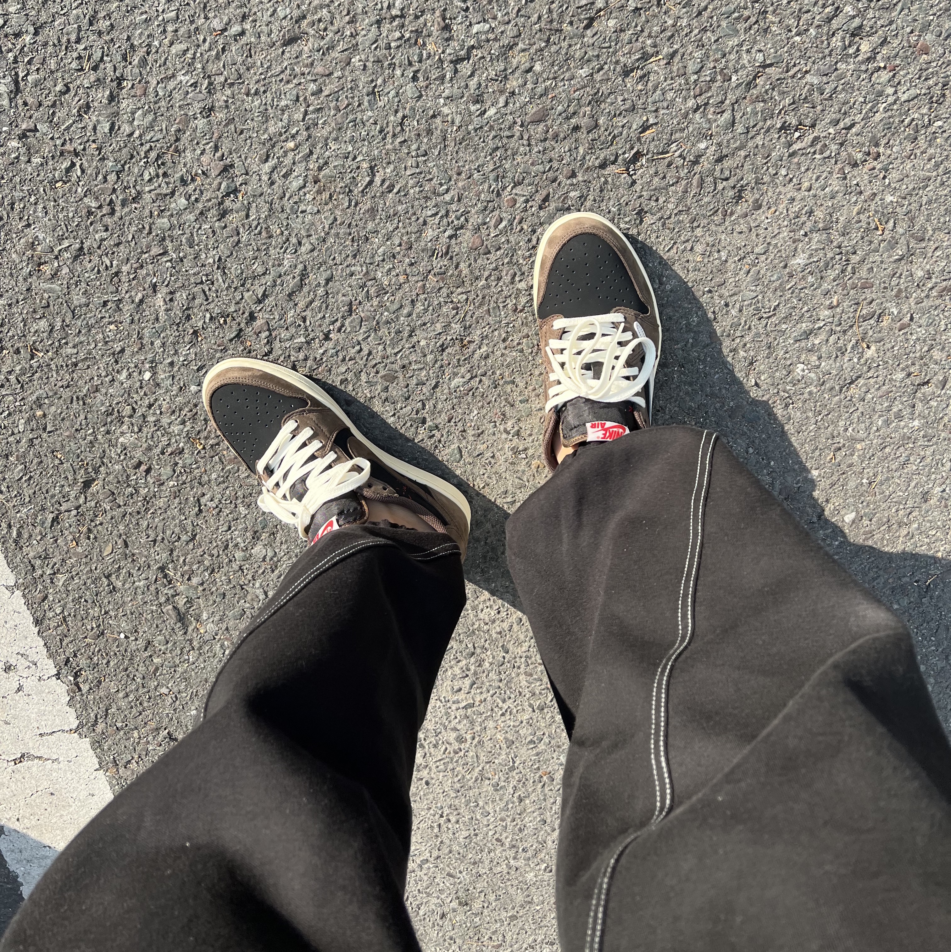Jordan 1 x Travis Scott x Fragment Retro Low OG SP Military Blue, Jordan 1 x Travis Scott Retro Low OG SP Mocha 착용 스타일 - 2