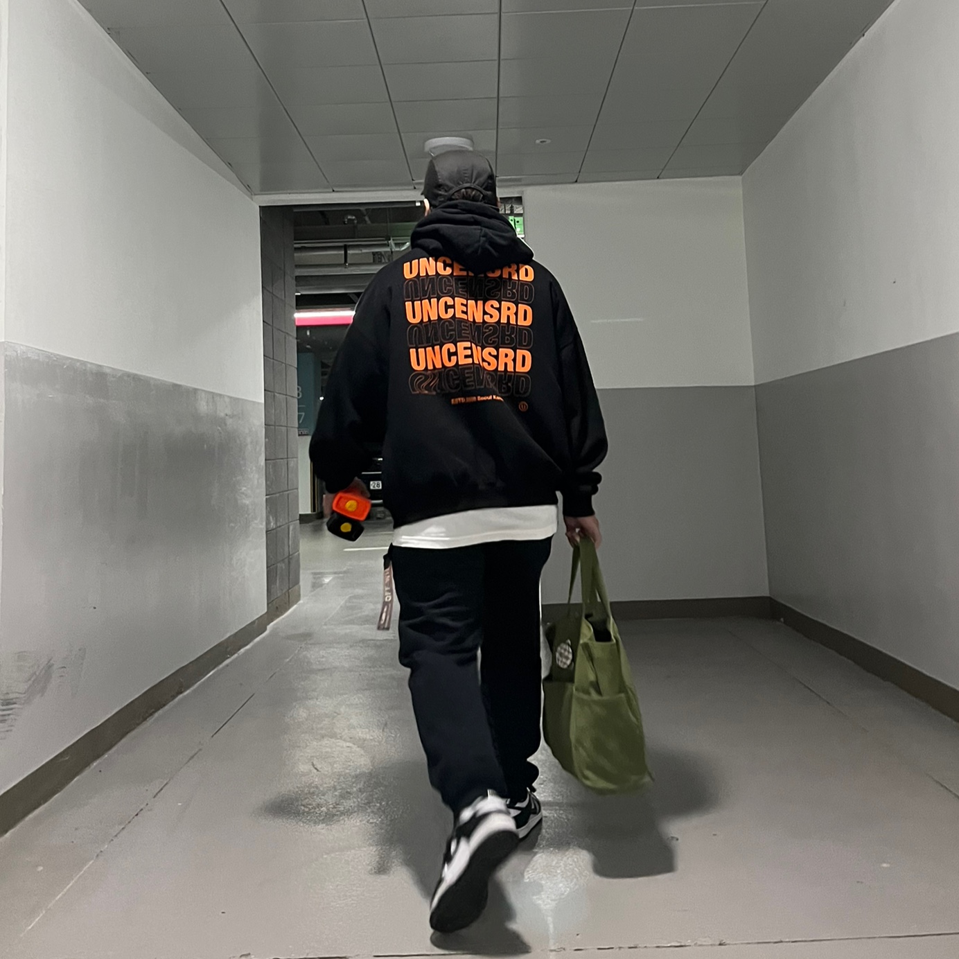 Nike Dunk Low Retro Black, (W) Nike Dunk Low Black 착용 스타일 - 2