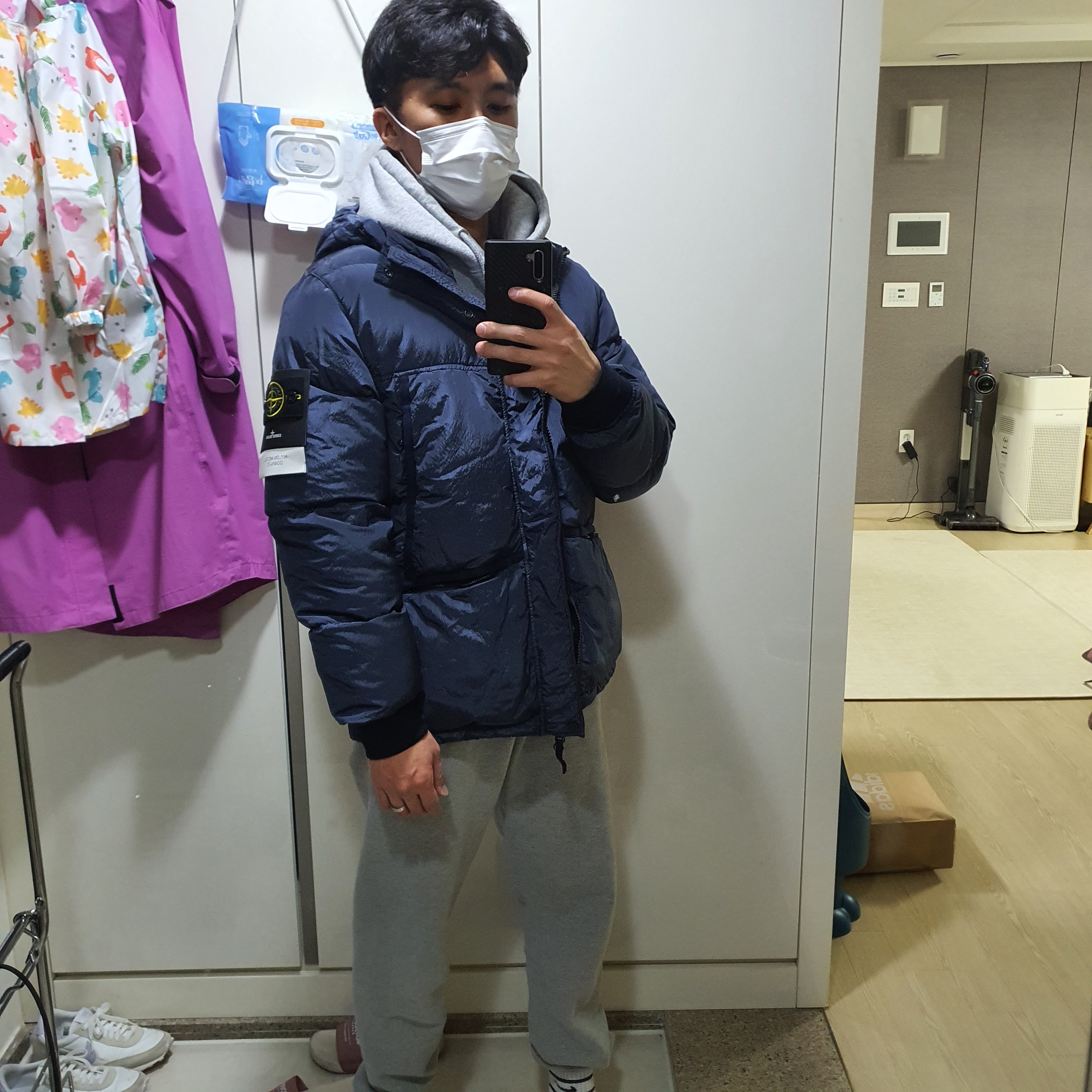 Stone Island 44508 Nylon Metal Down-TC Jacket Olive - 21FW, Stone Island 44508 Nylon Metal Down-TC Jacket Ink Blue - 21FW 착용 스타일 - 3