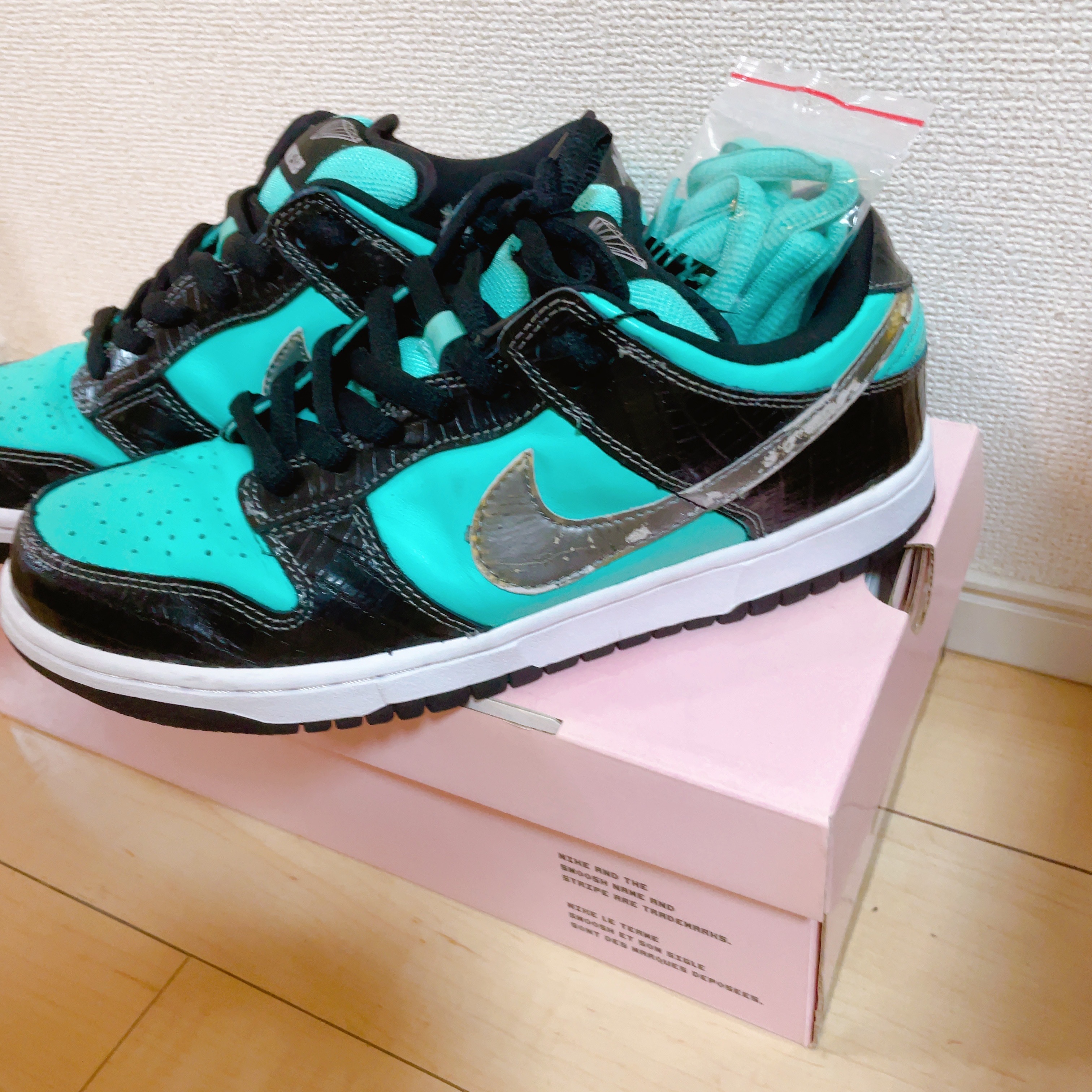 Nike x Diamond Supply Co. SB Dunk Low Tiffany 착용 스타일 - 2