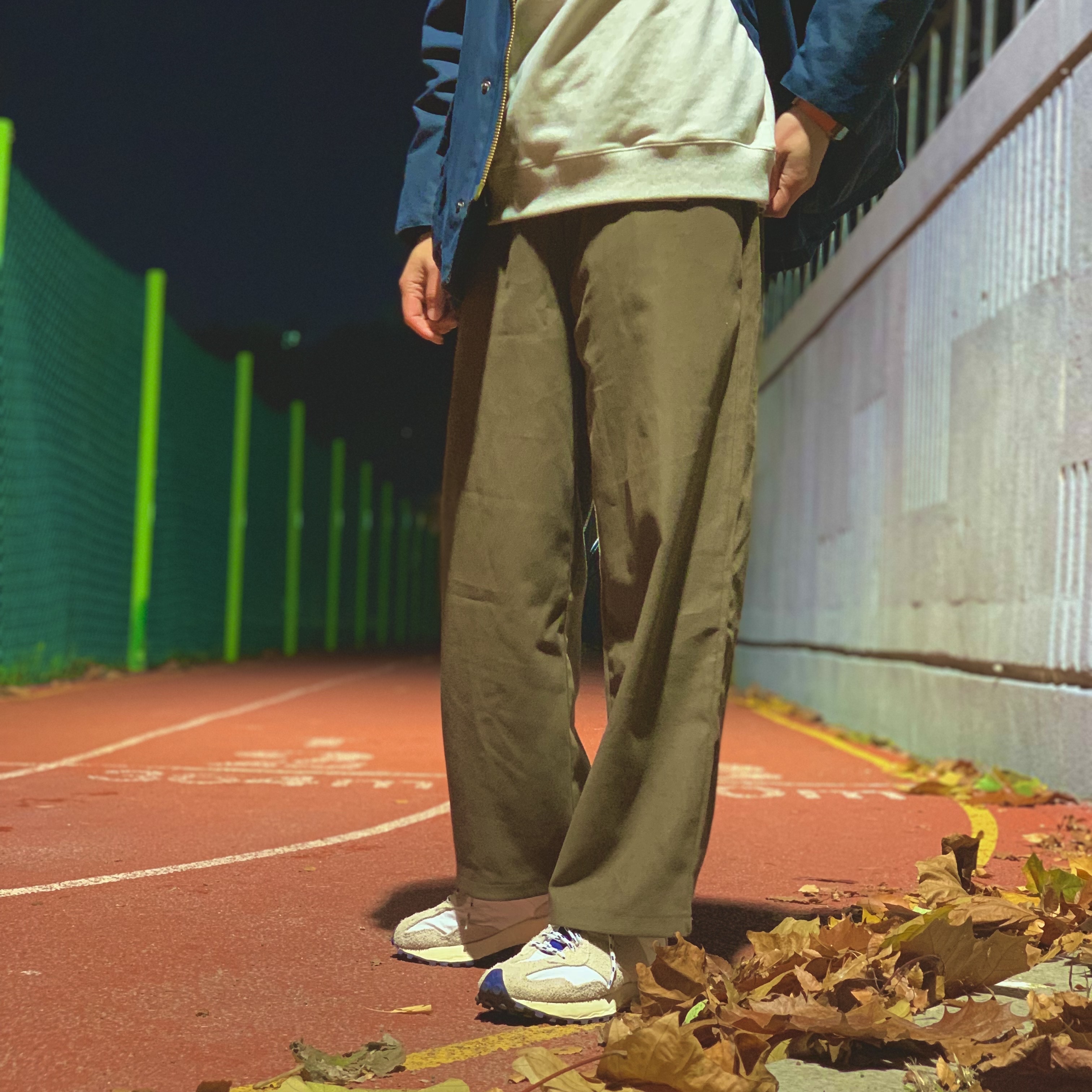 New Balance 327 Moonbeam White 착용 스타일 - 3