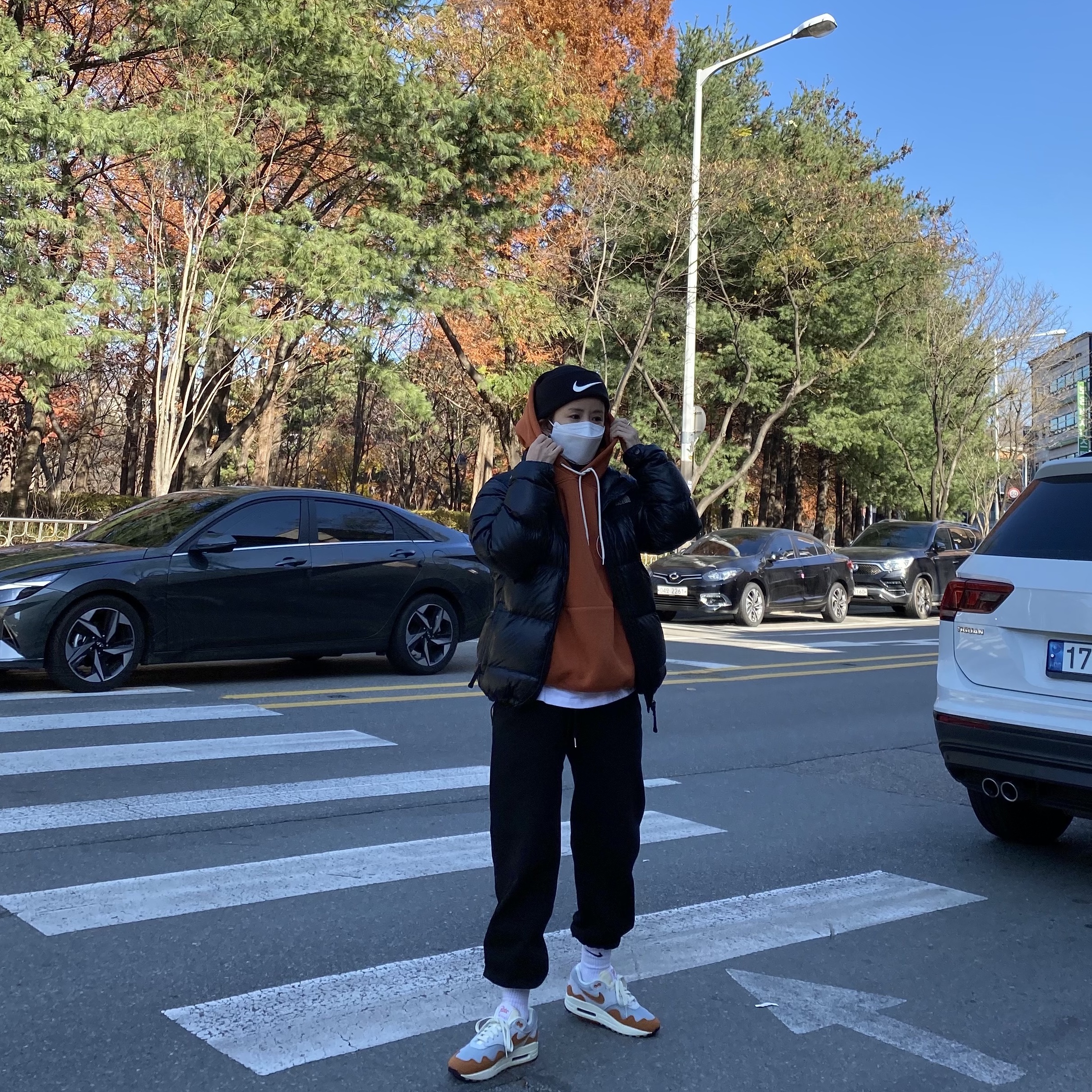 Nike x Patta Air Max 1 Monarch, Nike x Stussy Cuff Beanie Black 착용 스타일