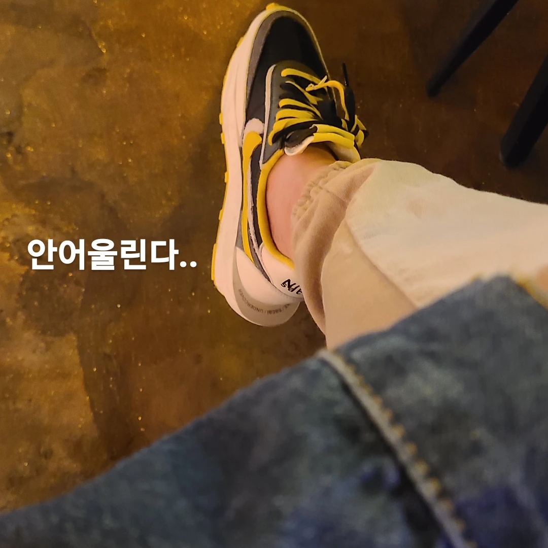 Nike x Sacai x Undercover LDWaffle Black Bright Citron 착용 스타일