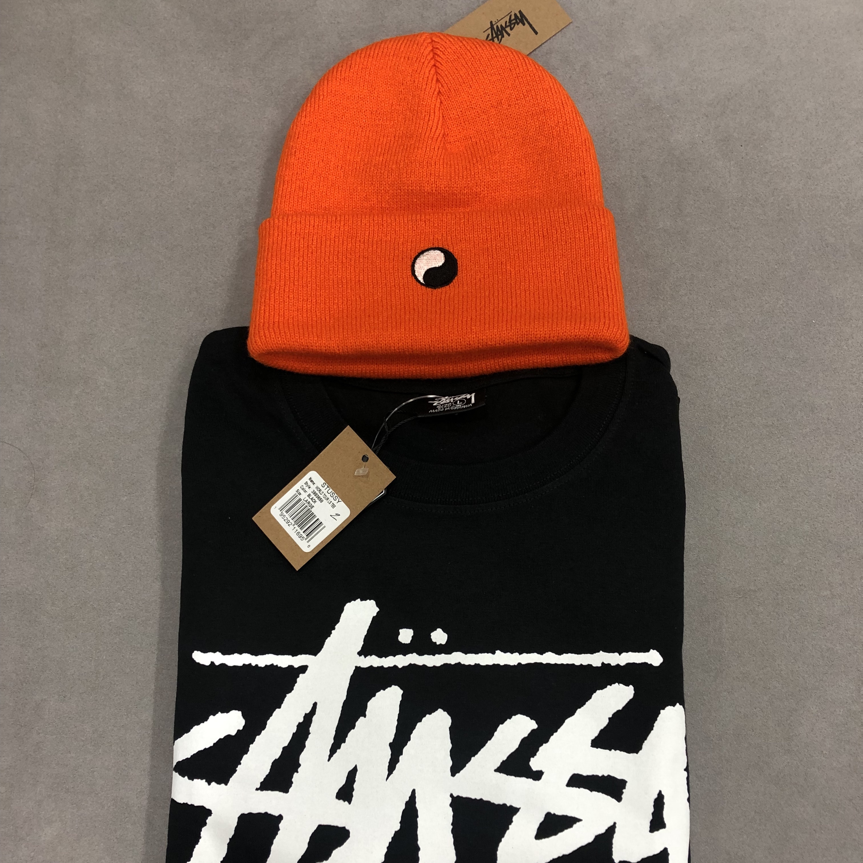 Stussy x Our Legacy Yin Yang Beanie Orange 착용 스타일