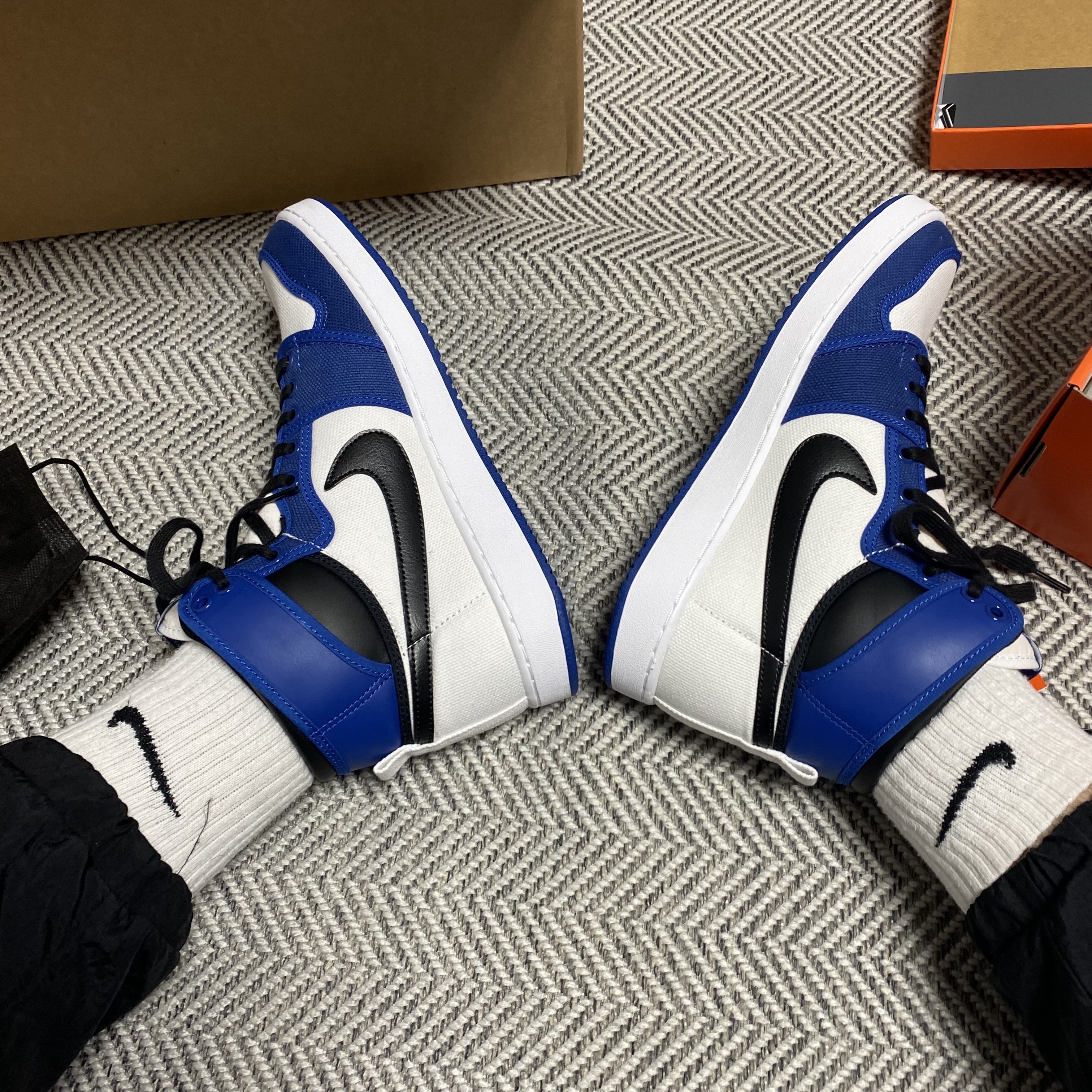 Jordan 1 KO Storm Blue 착용 스타일 - 2